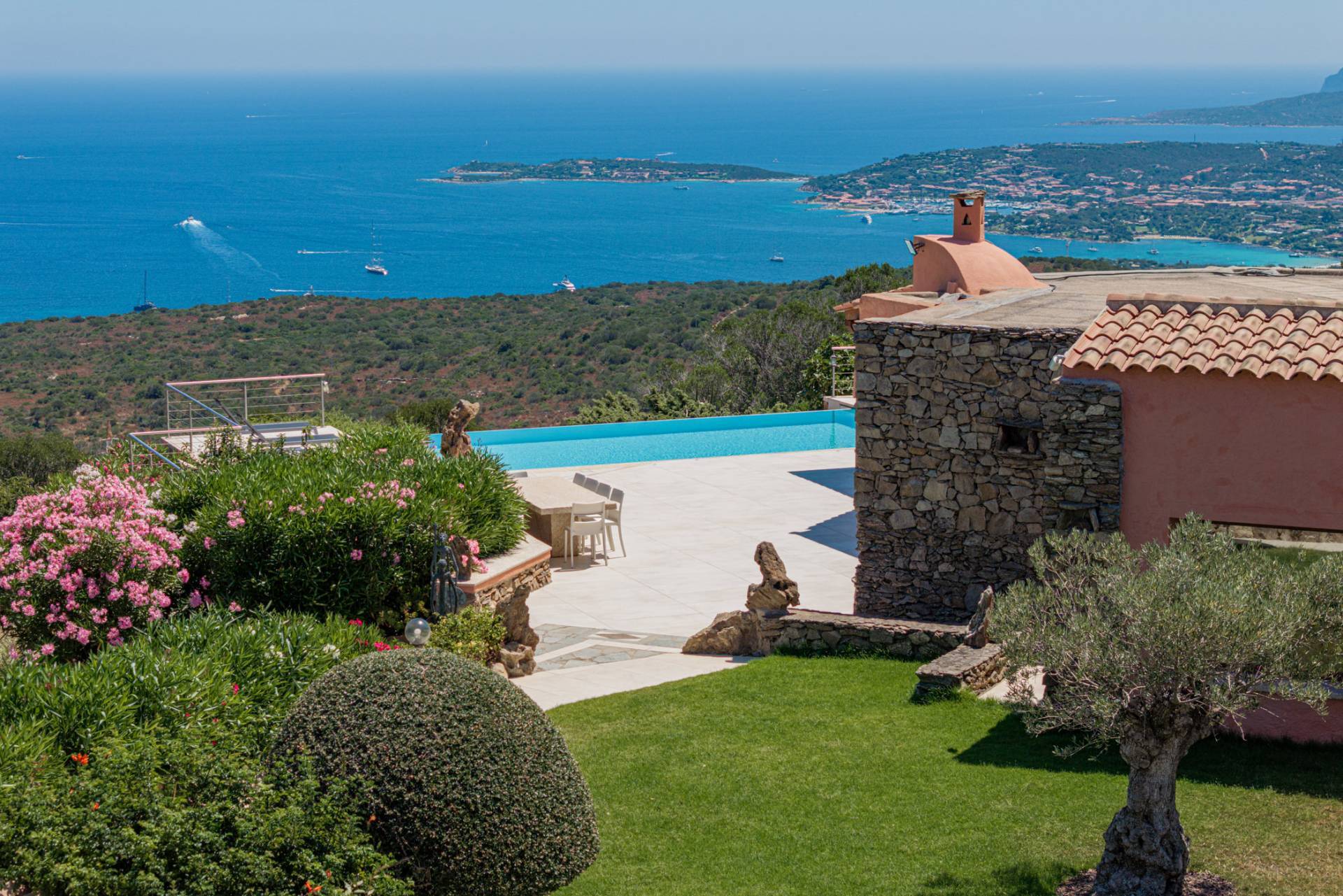 Arzachena, Sassari, IT, 5 Bedrooms Bedrooms, ,5 BathroomsBathrooms,Residential,For Sale,1911130