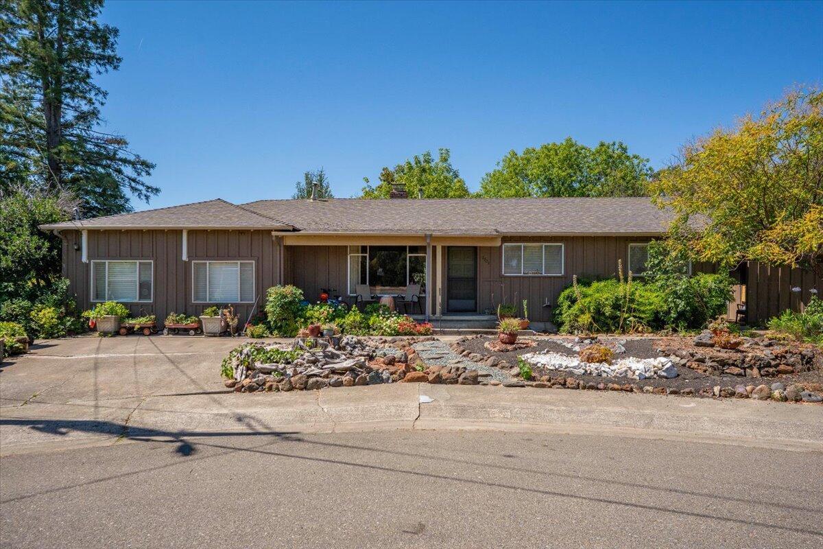 Jefferson Ave, Red Bluff, CA 96080