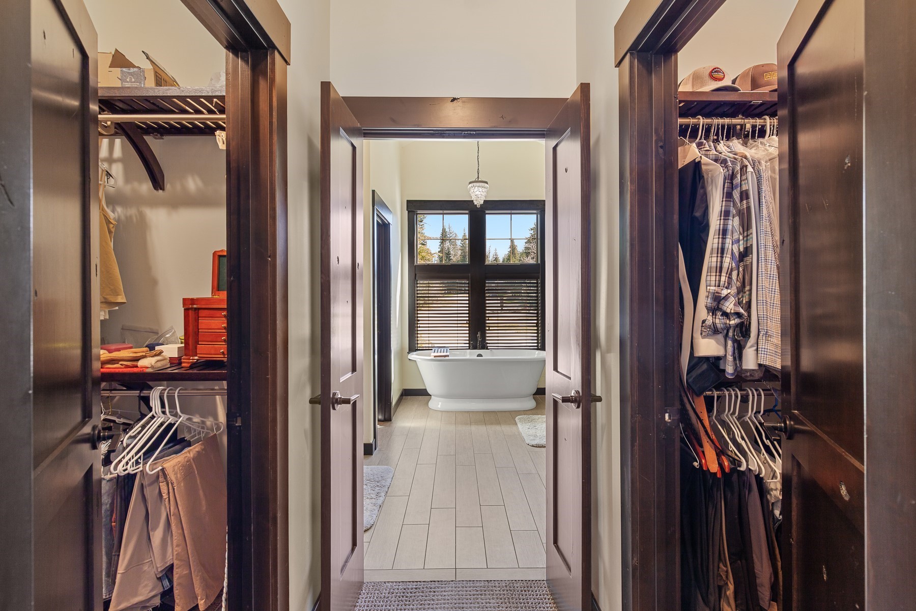  Rare Shop & Home in Forest Ridge - 物件實景