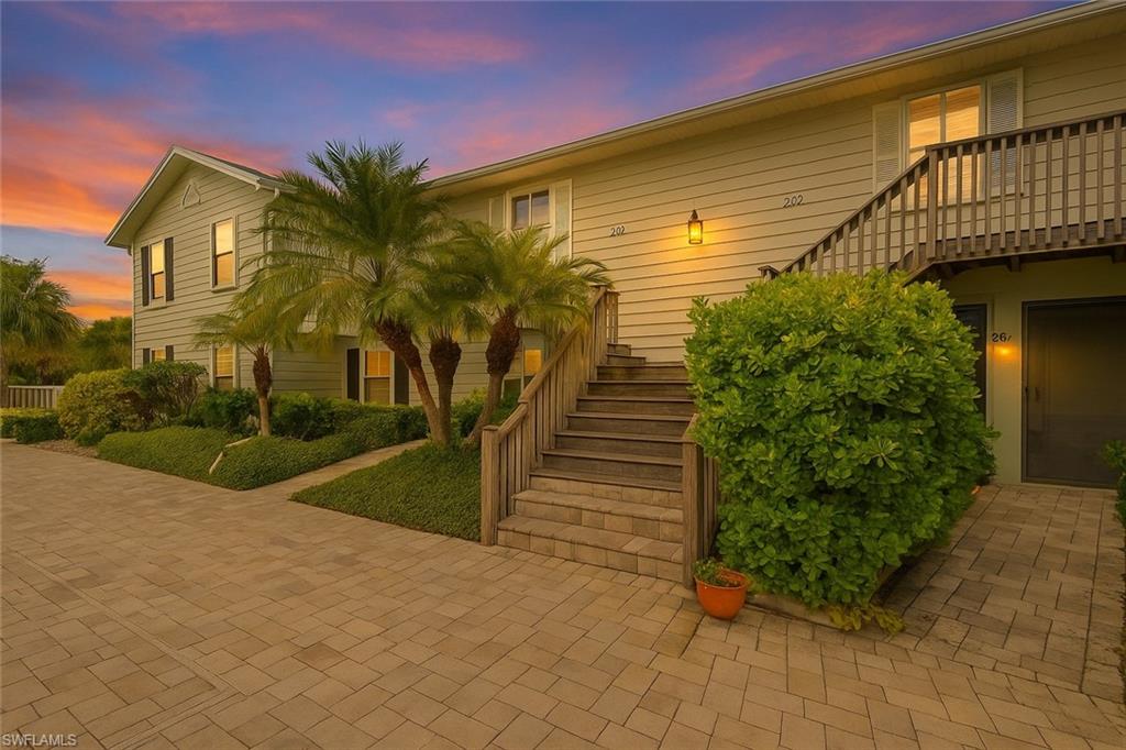 Naples, Florida, 34102, United States, 3 Bedrooms Bedrooms, ,2 BathroomsBathrooms,Residential,For Sale,1940442