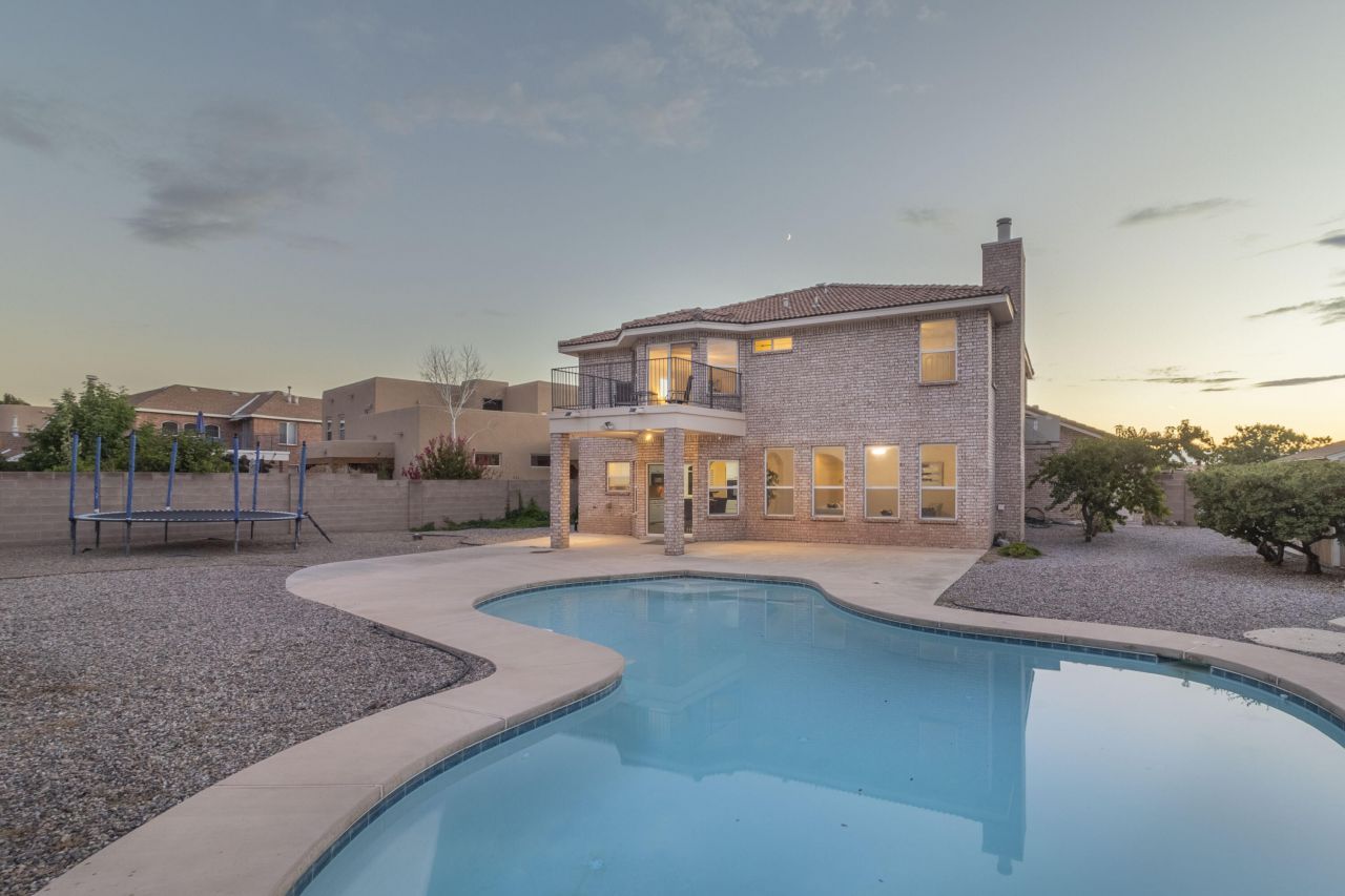 Albuquerque, New Mexico, 87122, United States, 4 Bedrooms Bedrooms, ,3 BathroomsBathrooms,Residential,For Sale,1932671