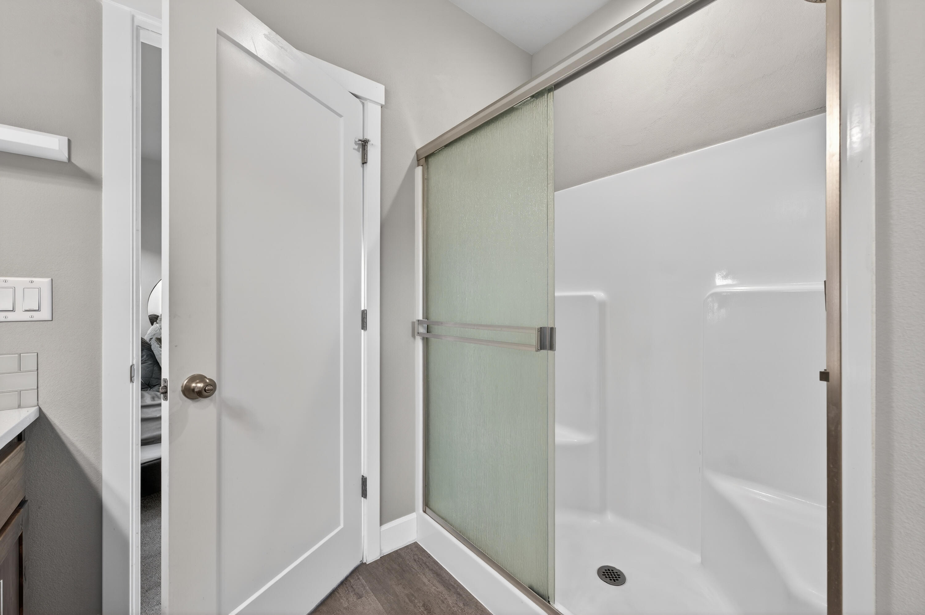 Redmond, Oregon, 97756, United States, 3 Bedrooms Bedrooms, ,2 BathroomsBathrooms,Residential,For Sale,2007791