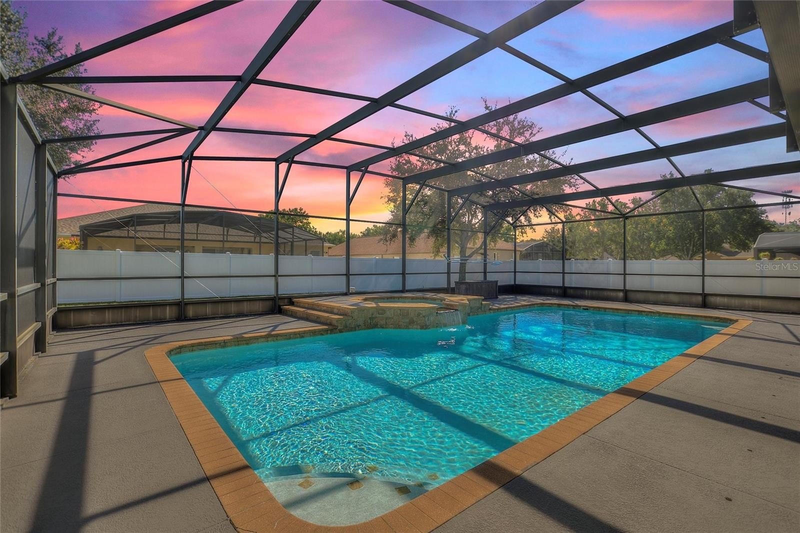 AUBURNDALE, Florida, 33823, United States, 5 Bedrooms Bedrooms, ,5 BathroomsBathrooms,Residential,For Sale,1986097