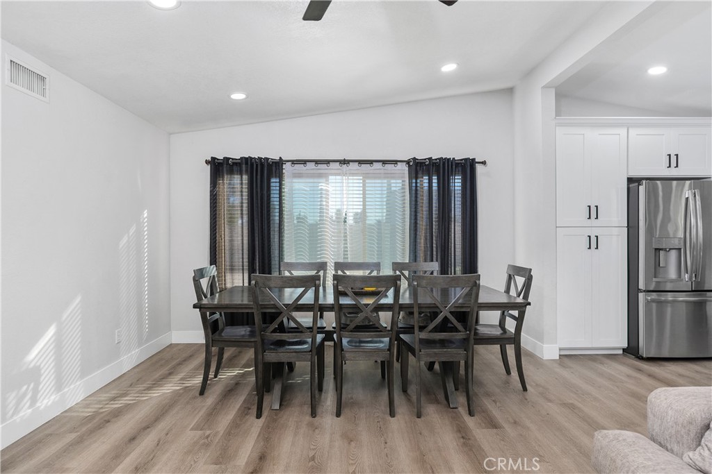 Jurupa Valley, California, 92509, United States, 4 Bedrooms Bedrooms, ,2 BathroomsBathrooms,Residential,For Sale,1987819