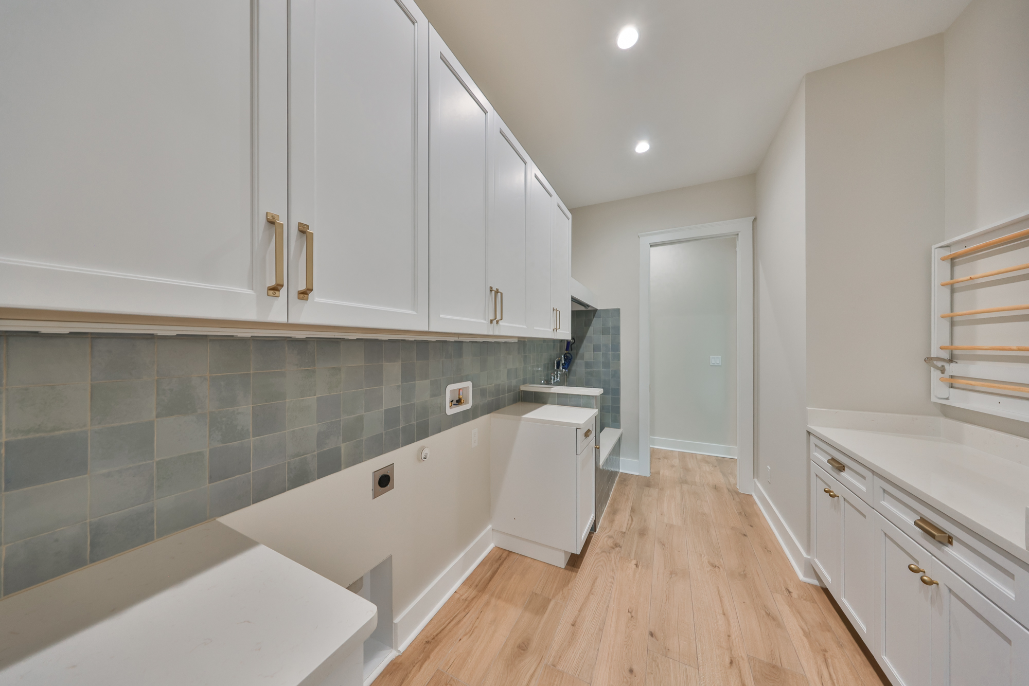 Tampa, Florida, 33629, United States, 5 Bedrooms Bedrooms, ,6 BathroomsBathrooms,Residential,For Sale,1878614