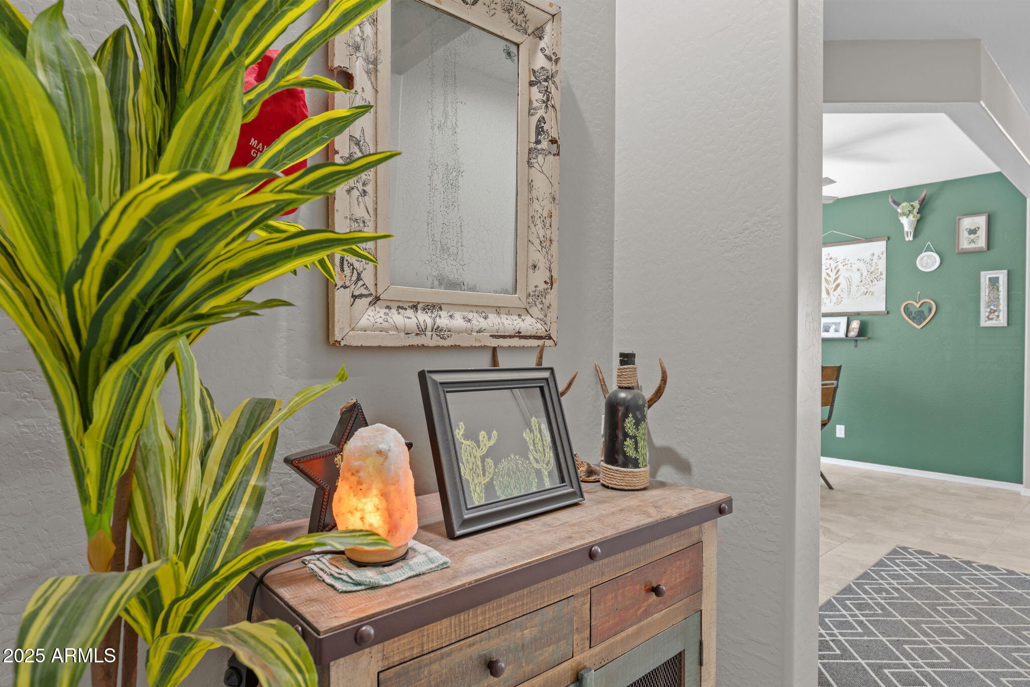 Prescott, Arizona, 86305, United States, 2 Bedrooms Bedrooms, ,2 BathroomsBathrooms,Residential,For Sale,1977514