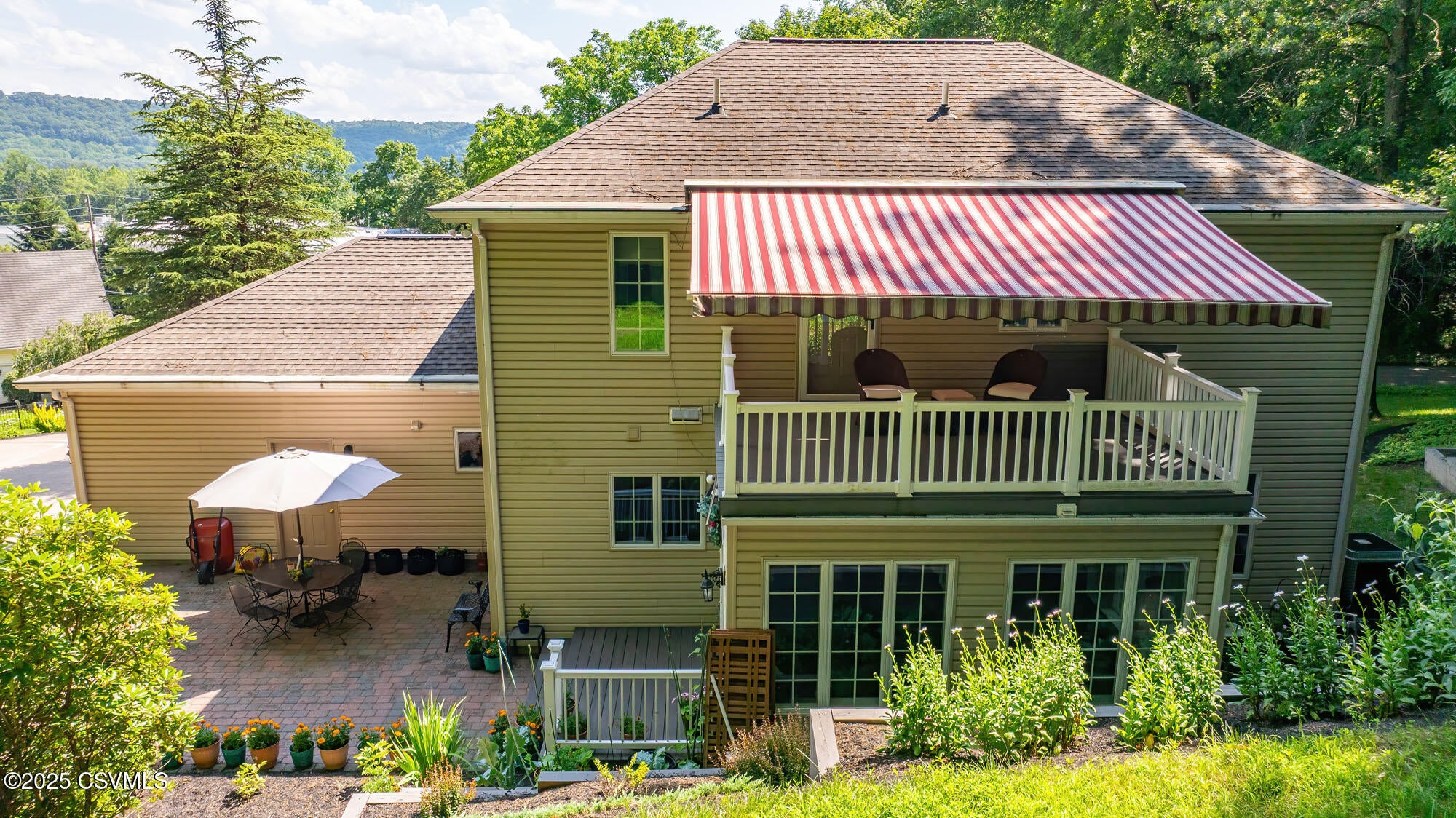 Bloomsburg, Pennsylvania, 17815, United States, 3 Bedrooms Bedrooms, ,3 BathroomsBathrooms,Residential,For Sale,1979185