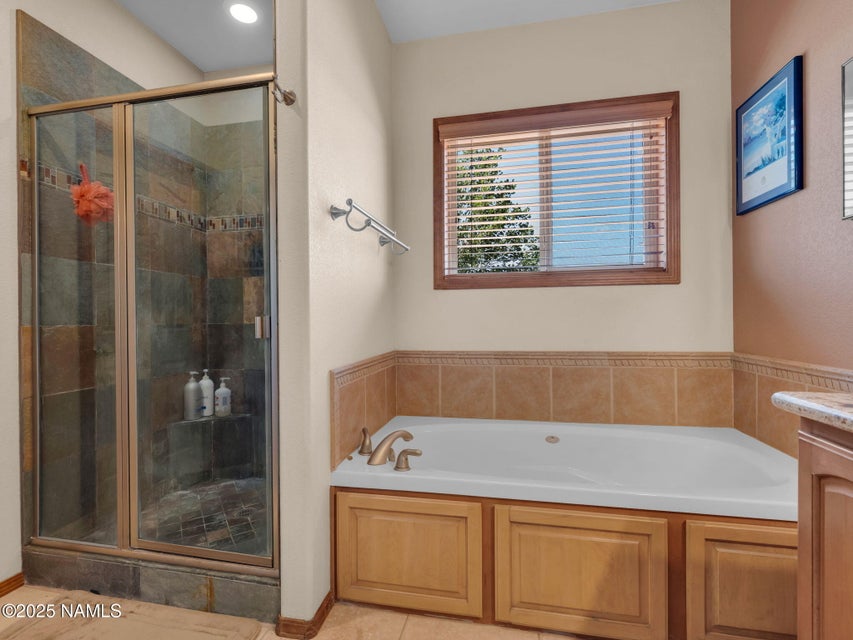 Flagstaff, Arizona, 86004, United States, 3 Bedrooms Bedrooms, ,2 BathroomsBathrooms,Residential,For Sale,1981863