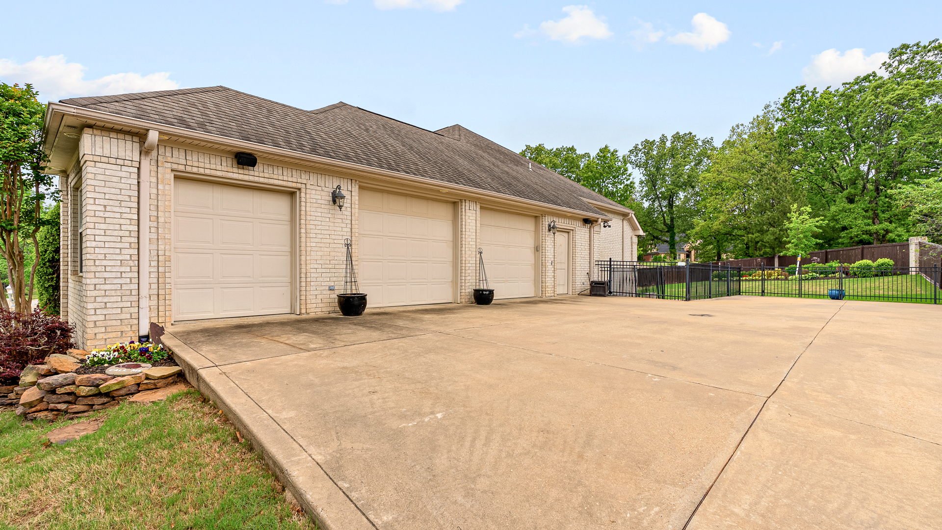 Jonesboro, Arkansas, 72404, United States, 7 Bedrooms Bedrooms, ,7 BathroomsBathrooms,Residential,For Sale,1804641