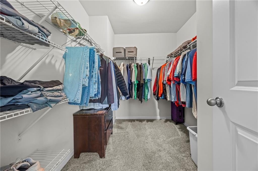 Cumming, Georgia, 30028, United States, 5 Bedrooms Bedrooms, ,4 BathroomsBathrooms,Residential,For Sale,1976985