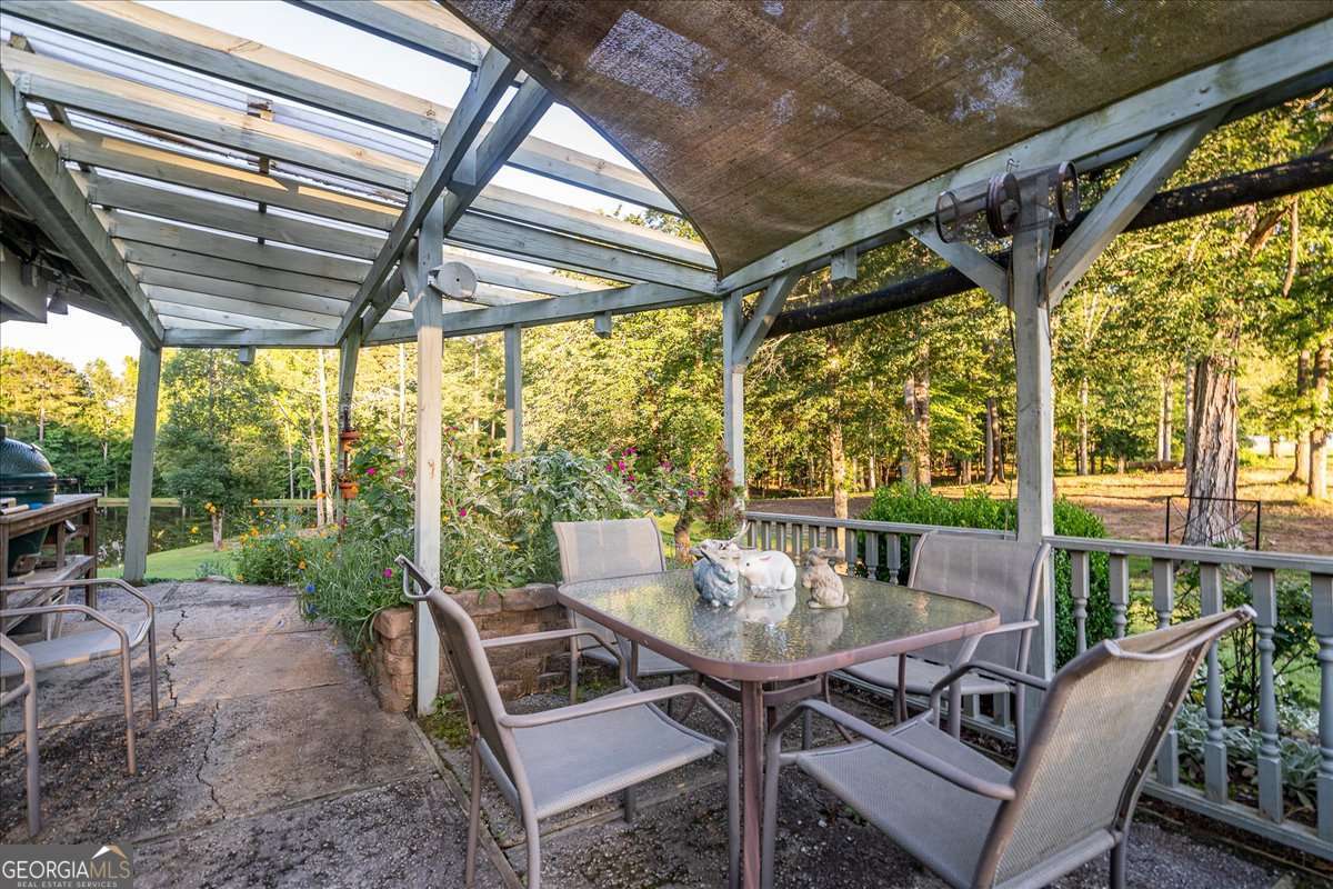 Athens, Georgia, 30607, United States, 4 Bedrooms Bedrooms, ,2 BathroomsBathrooms,Residential,For Sale,1875315