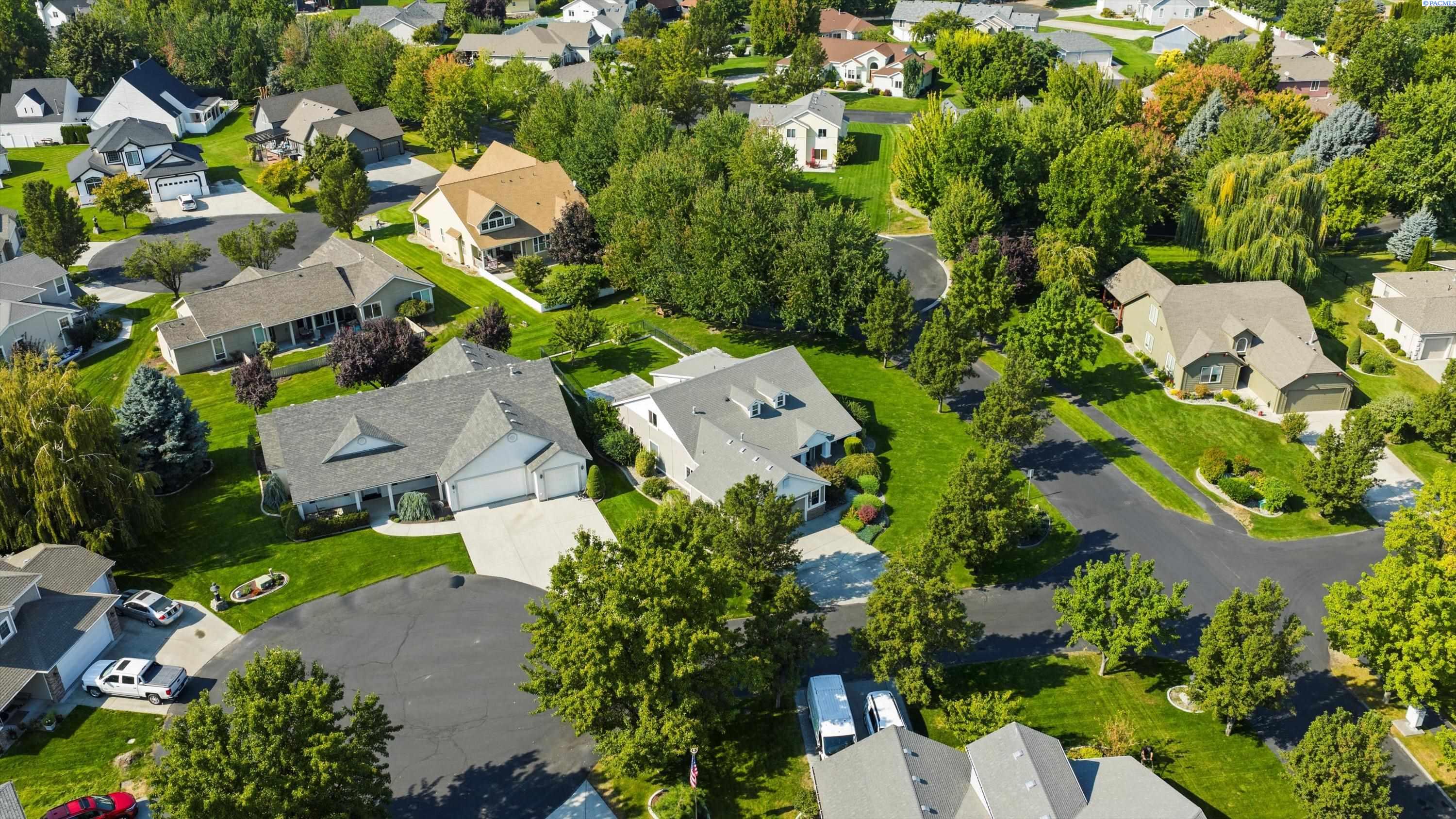 Pasco, Washington, 99301, United States, 4 Bedrooms Bedrooms, ,2 BathroomsBathrooms,Residential,For Sale,1956772