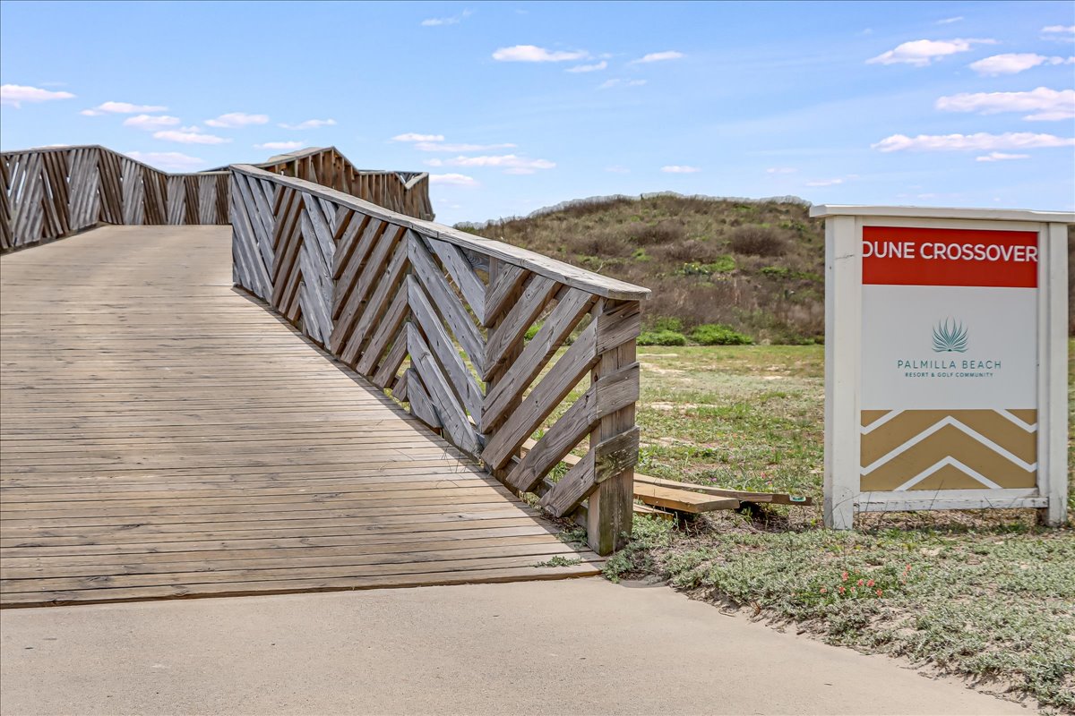 Port Aransas, Texas, 78373, United States, 3 Bedrooms Bedrooms, ,5 BathroomsBathrooms,Residential,For Sale,1994258