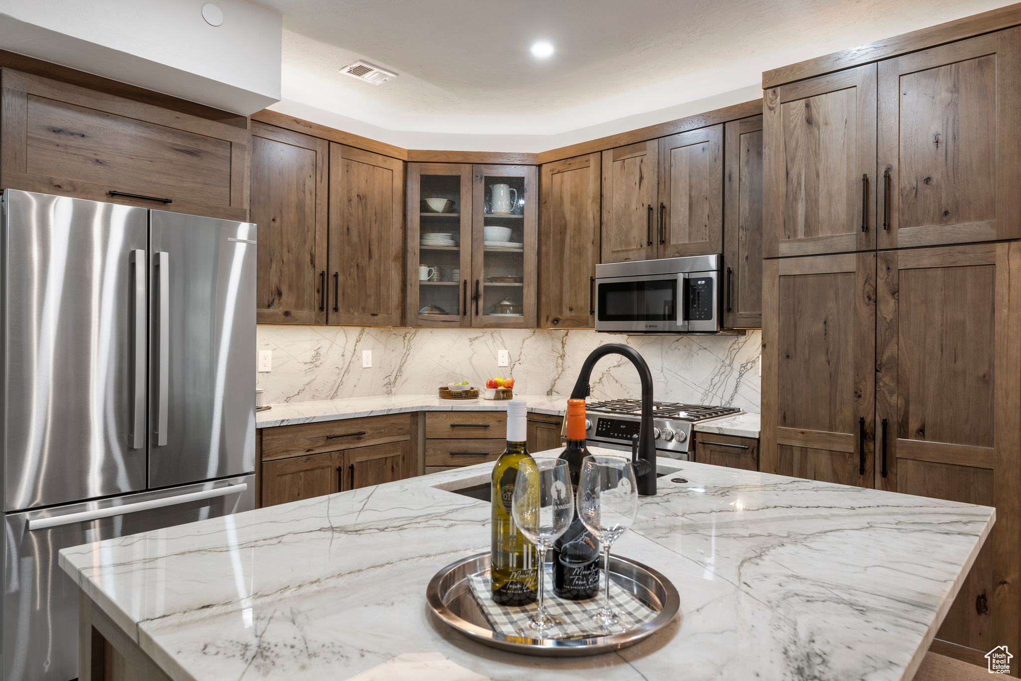 Park City, Utah, 84060, United States, 2 Bedrooms Bedrooms, ,3 BathroomsBathrooms,Residential,For Sale,1900952