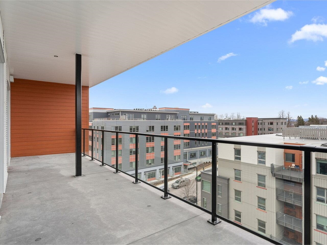 Burlington, Vermont, 05401, United States, 2 Bedrooms Bedrooms, ,1 BathroomBathrooms,Residential,For Sale,1777939