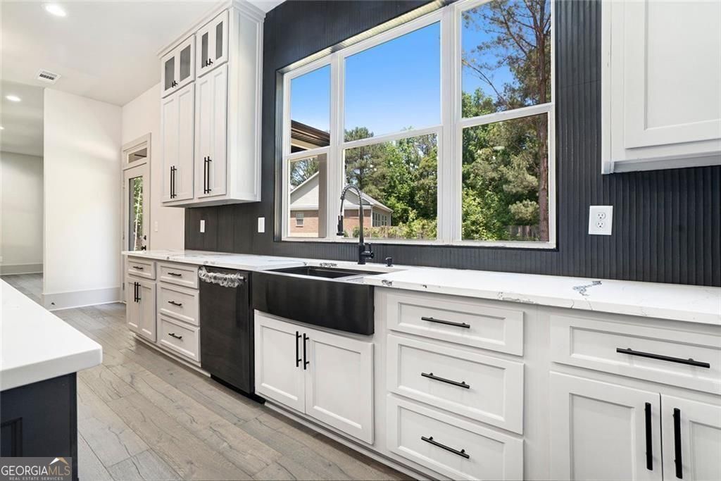 Oxford, Georgia, 30054, United States, 5 Bedrooms Bedrooms, ,4 BathroomsBathrooms,Residential,For Sale,1952001