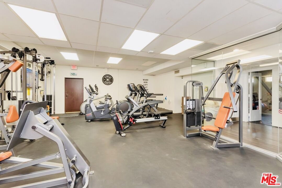 Culver City, California, 90230, United States, 2 Bedrooms Bedrooms, ,2 BathroomsBathrooms,Residential,For Sale,1934689