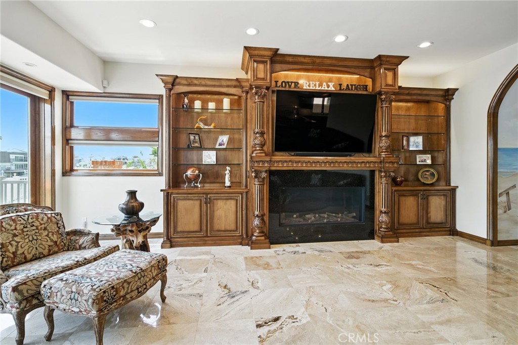 Oxnard, California, 93035, United States, 4 Bedrooms Bedrooms, ,3 BathroomsBathrooms,Residential,For Sale,2009661