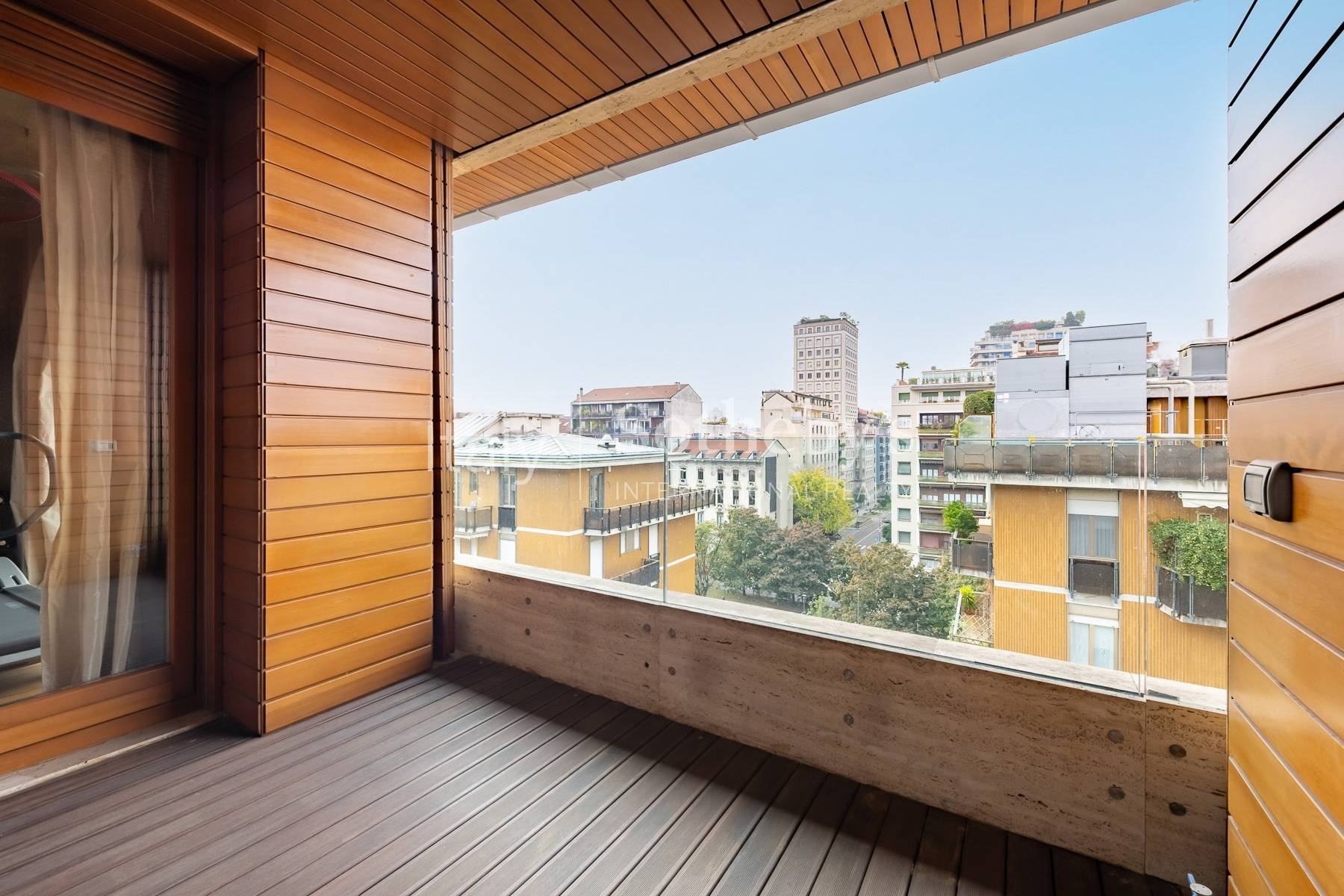  Elegant and bright penthouse in central area - 物件實景