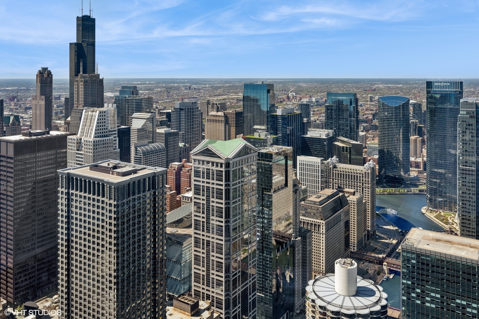 Chicago, Illinois, 60611, United States, 3 Bedrooms Bedrooms, ,4 BathroomsBathrooms,Residential,For Sale,1908723