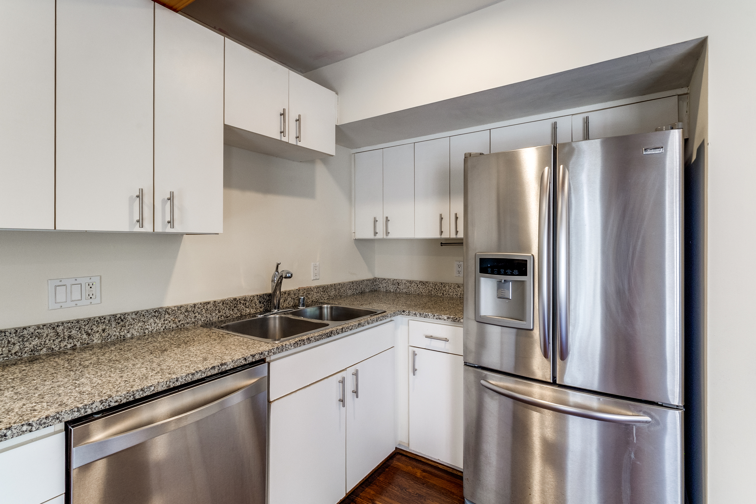  4134 Travis Street #17 - 物件實景