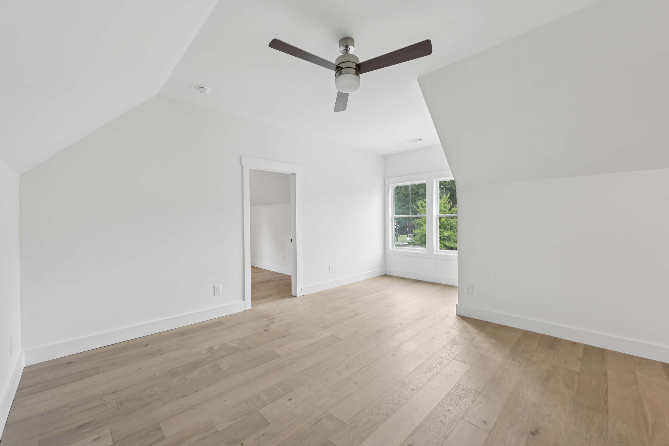 Stunning New Home by Green Park Homes in Sought-after Cuscowilla Community - 物件實景