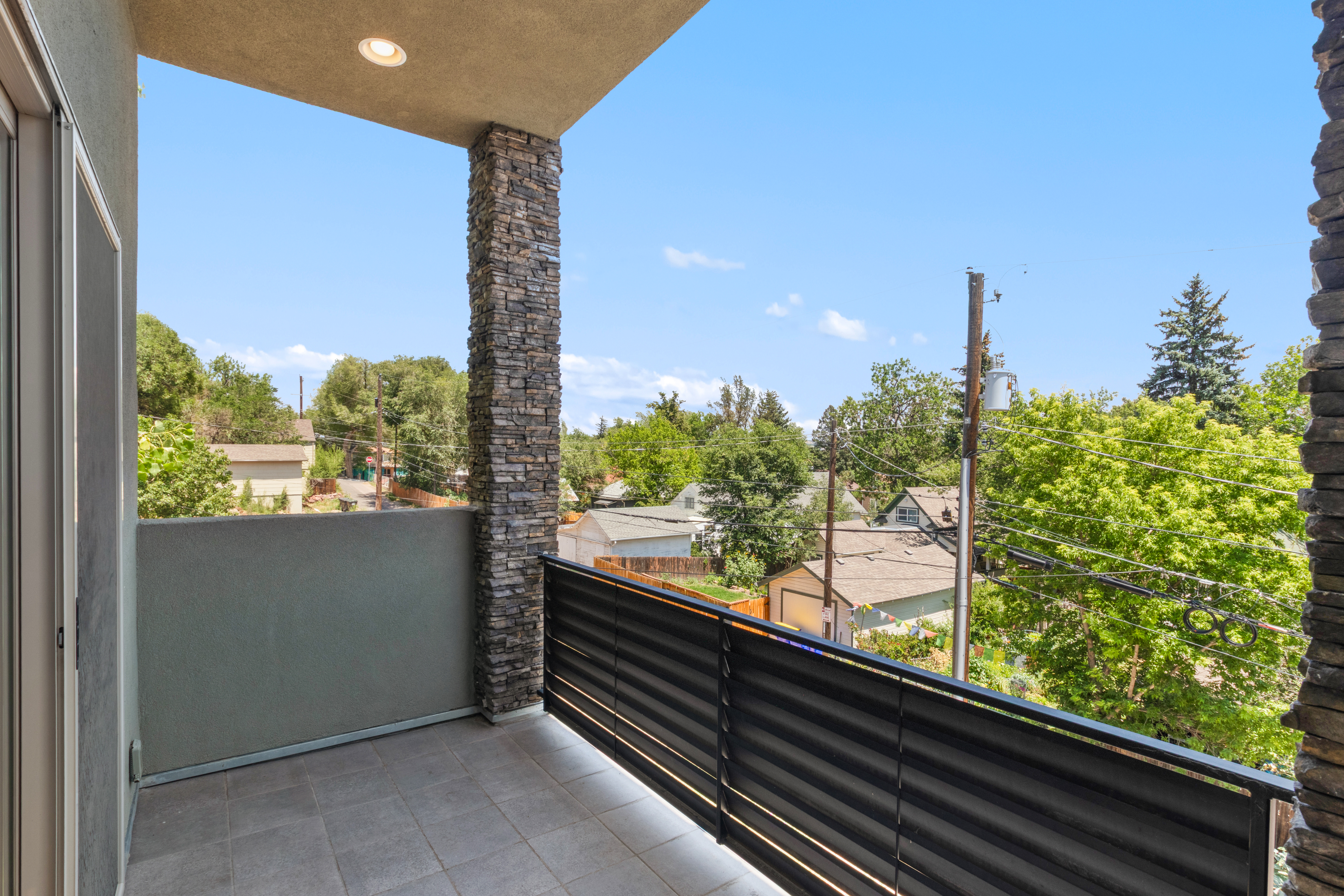  Modern Townhome with Rooftop Patio - 物件實景