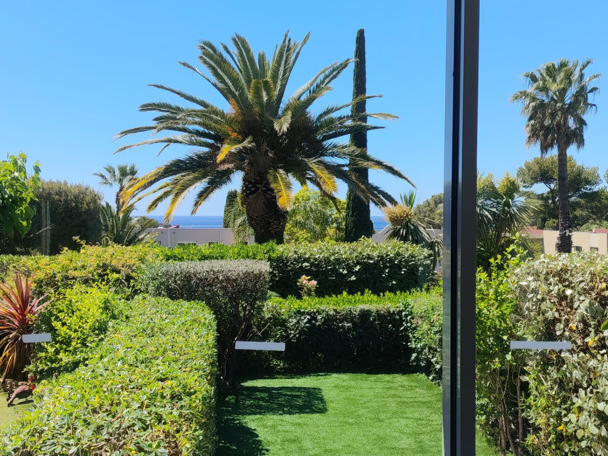  Cassis – Apartment with Garden and Sea View Glimpse Near the Port - 物件實景