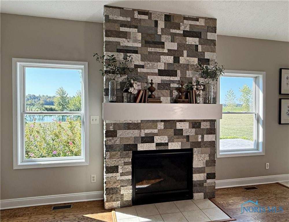 McComb, Ohio, 45858, United States, 4 Bedrooms Bedrooms, ,4 BathroomsBathrooms,Residential,For Sale,1983927