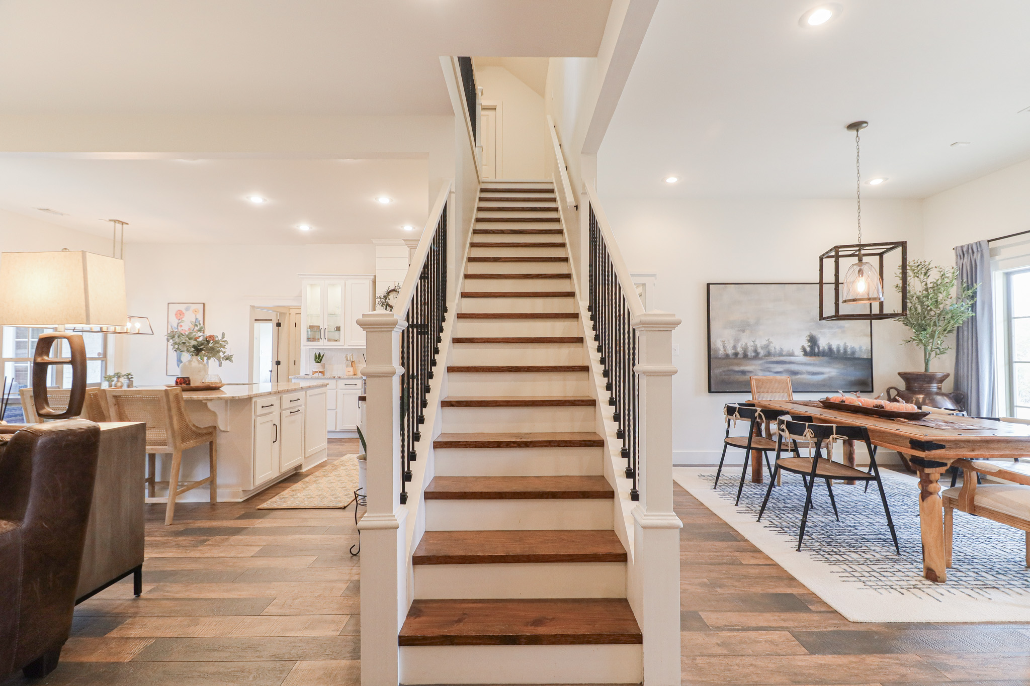 Jonesboro, Arkansas, 72404, United States, 5 Bedrooms Bedrooms, ,4 BathroomsBathrooms,Residential,For Sale,1993418