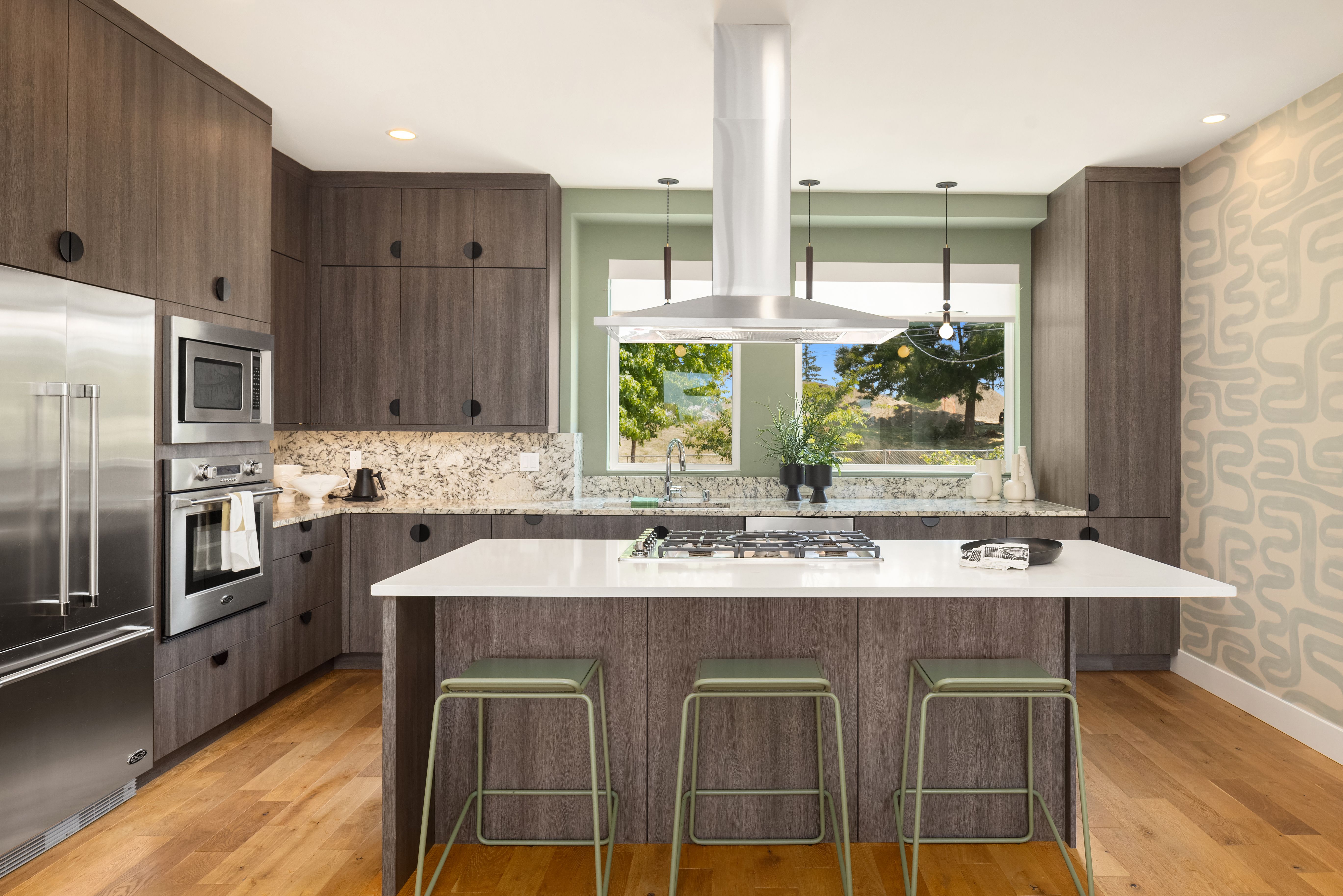  3215 39th Ave W, Seattle, WA 98199 - 物件實景