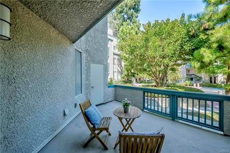 San Pedro, California, 90732, United States, 2 Bedrooms Bedrooms, ,3 BathroomsBathrooms,Residential,For Sale,1974009