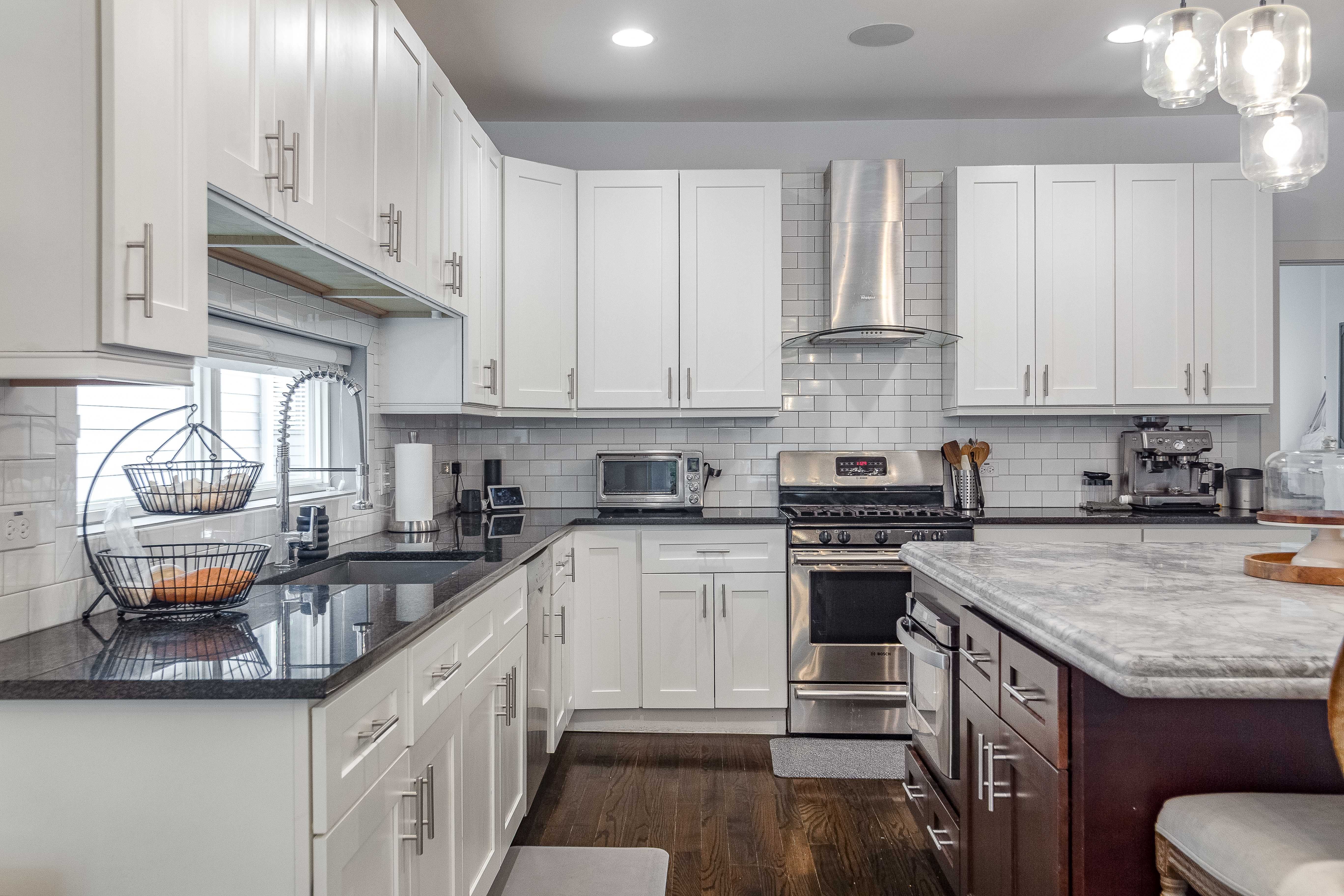  Spacious 2014-Built Single Family Home on an Extra-Wide 30