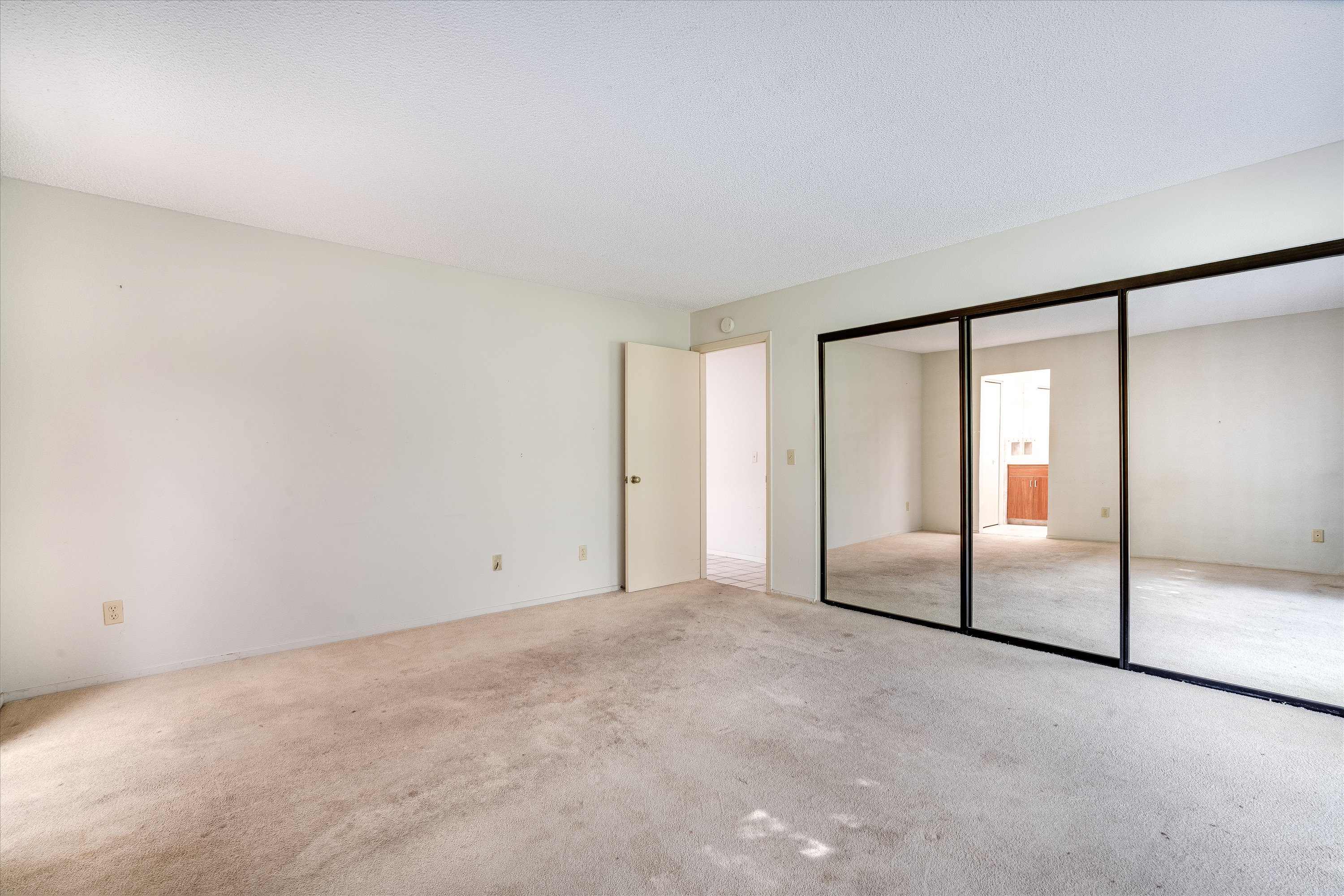  21350 Via Colombard - 物件實景