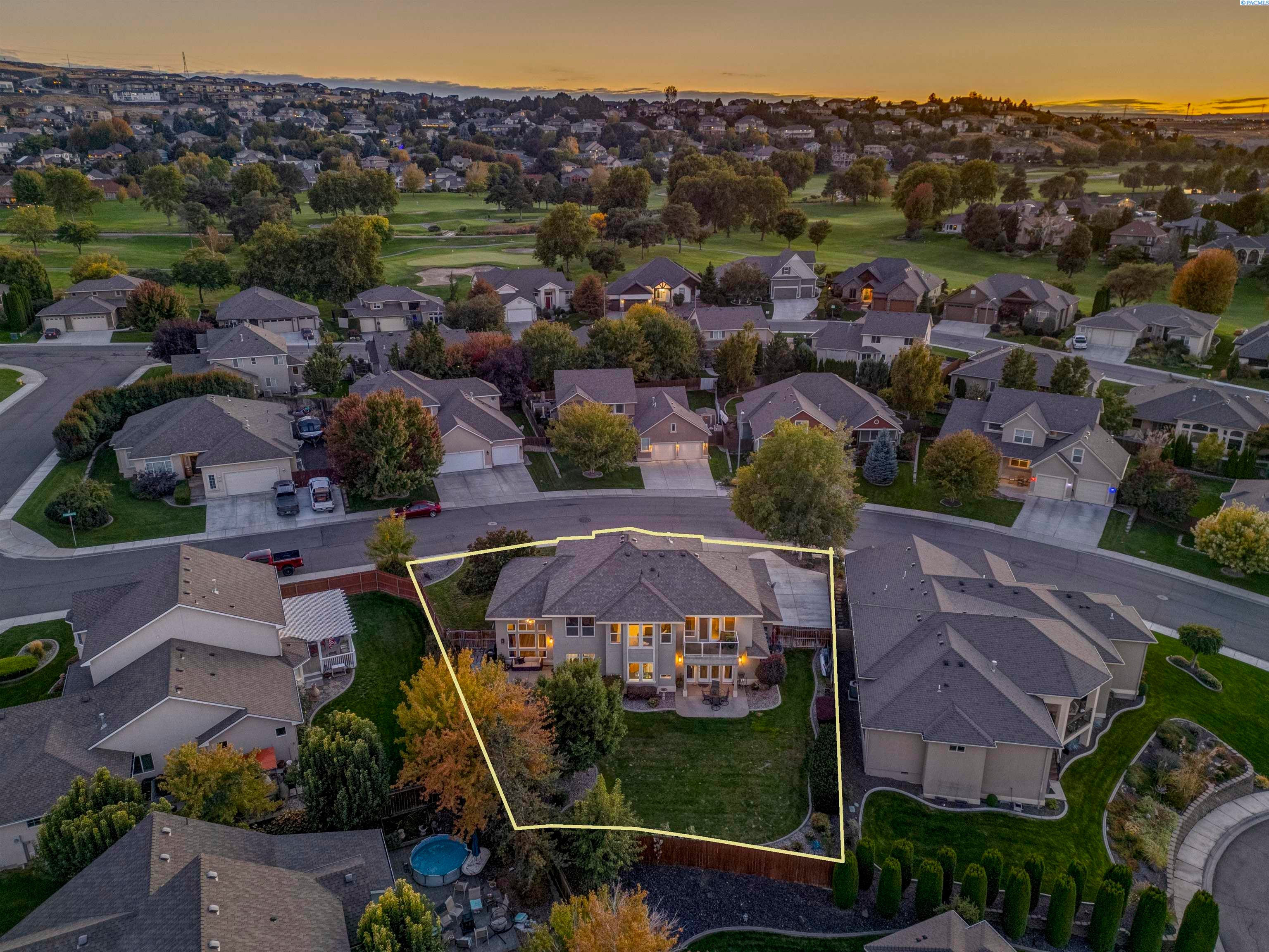 Kennewick, Washington, 99337, United States, 3 Bedrooms Bedrooms, ,3 BathroomsBathrooms,Residential,For Sale,1981093