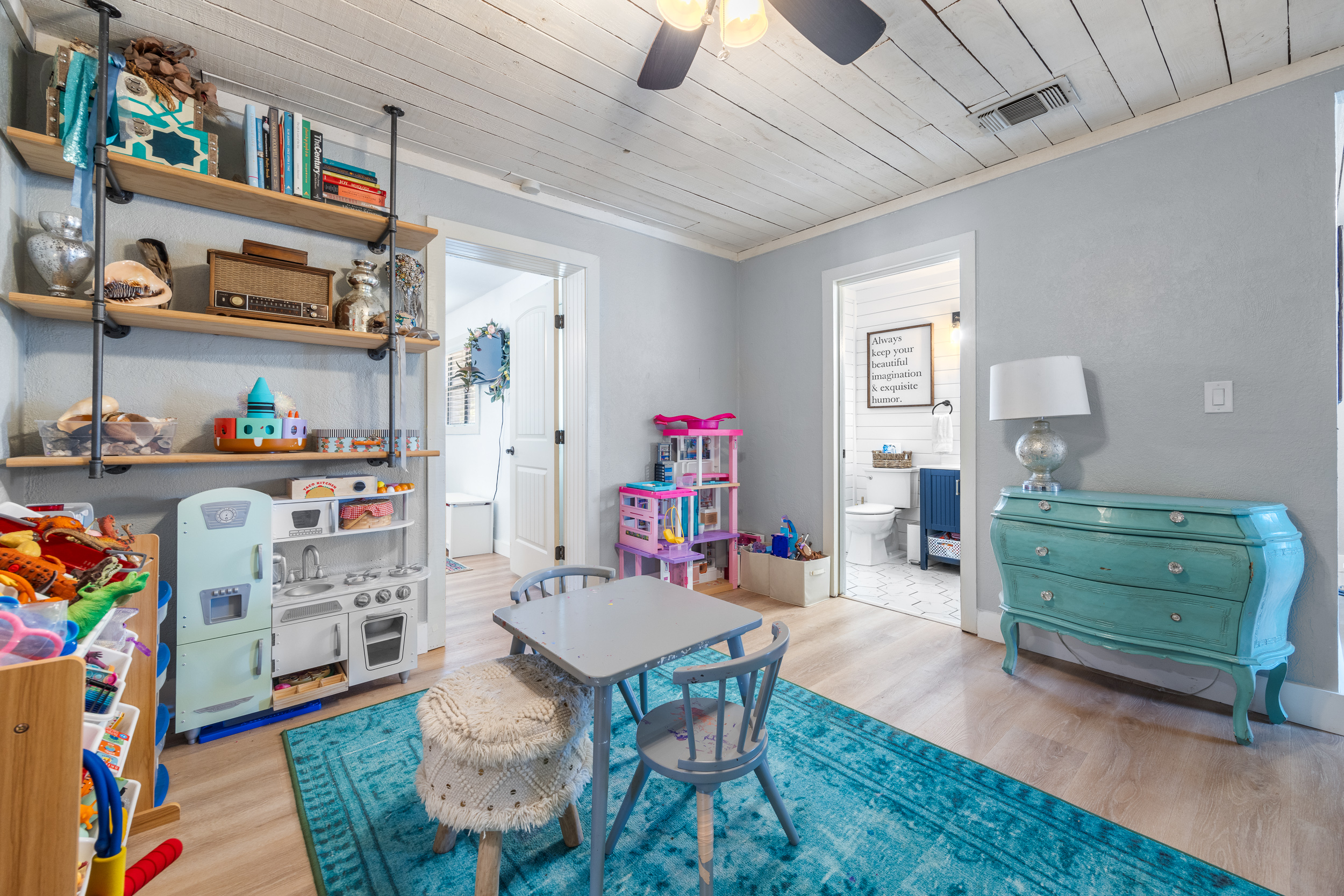 Wimberley, Texas, 78676, United States, 3 Bedrooms Bedrooms, ,2 BathroomsBathrooms,Residential,For Sale,2005247