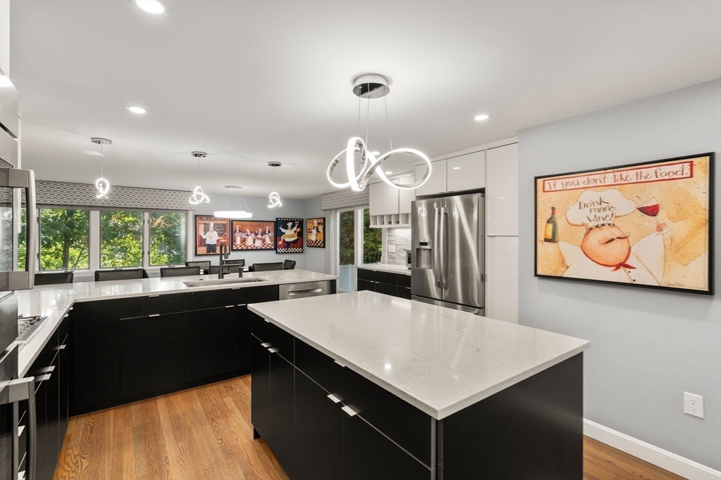 Newton, Massachusetts, 02459, United States, 5 Bedrooms Bedrooms, ,4 BathroomsBathrooms,Residential,For Sale,1939309