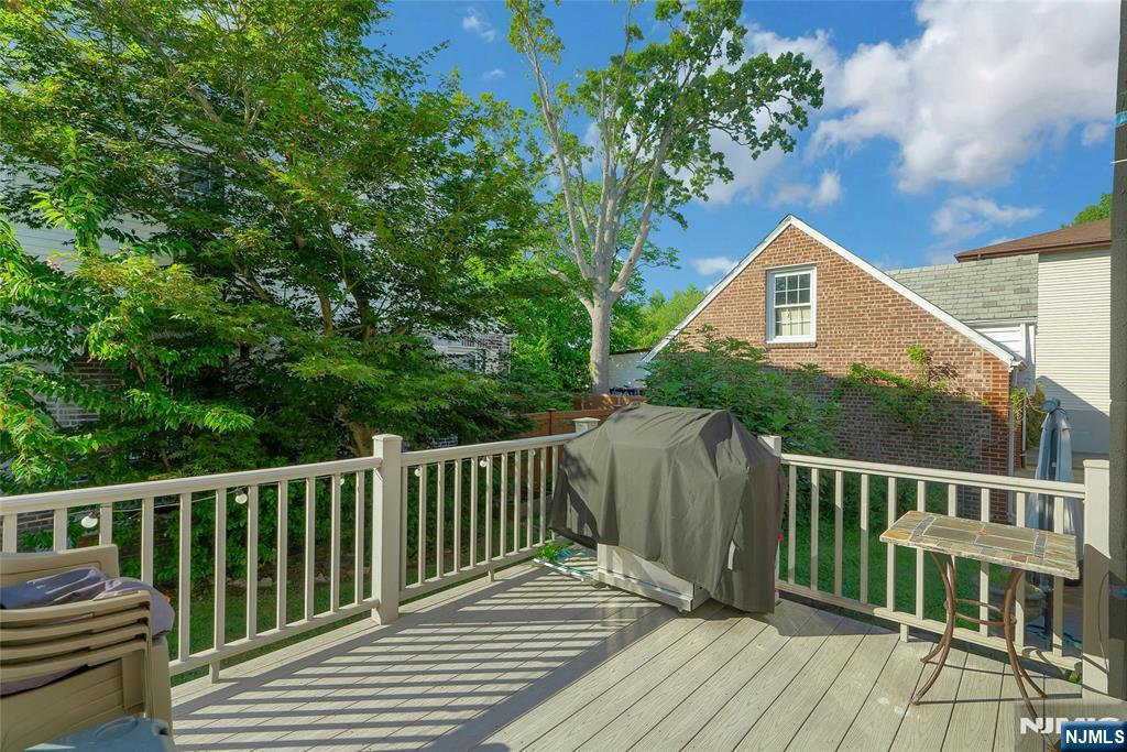 Ridgefield, New Jersey, 07657, United States, 4 Bedrooms Bedrooms, ,3 BathroomsBathrooms,Residential,For Sale,1991908