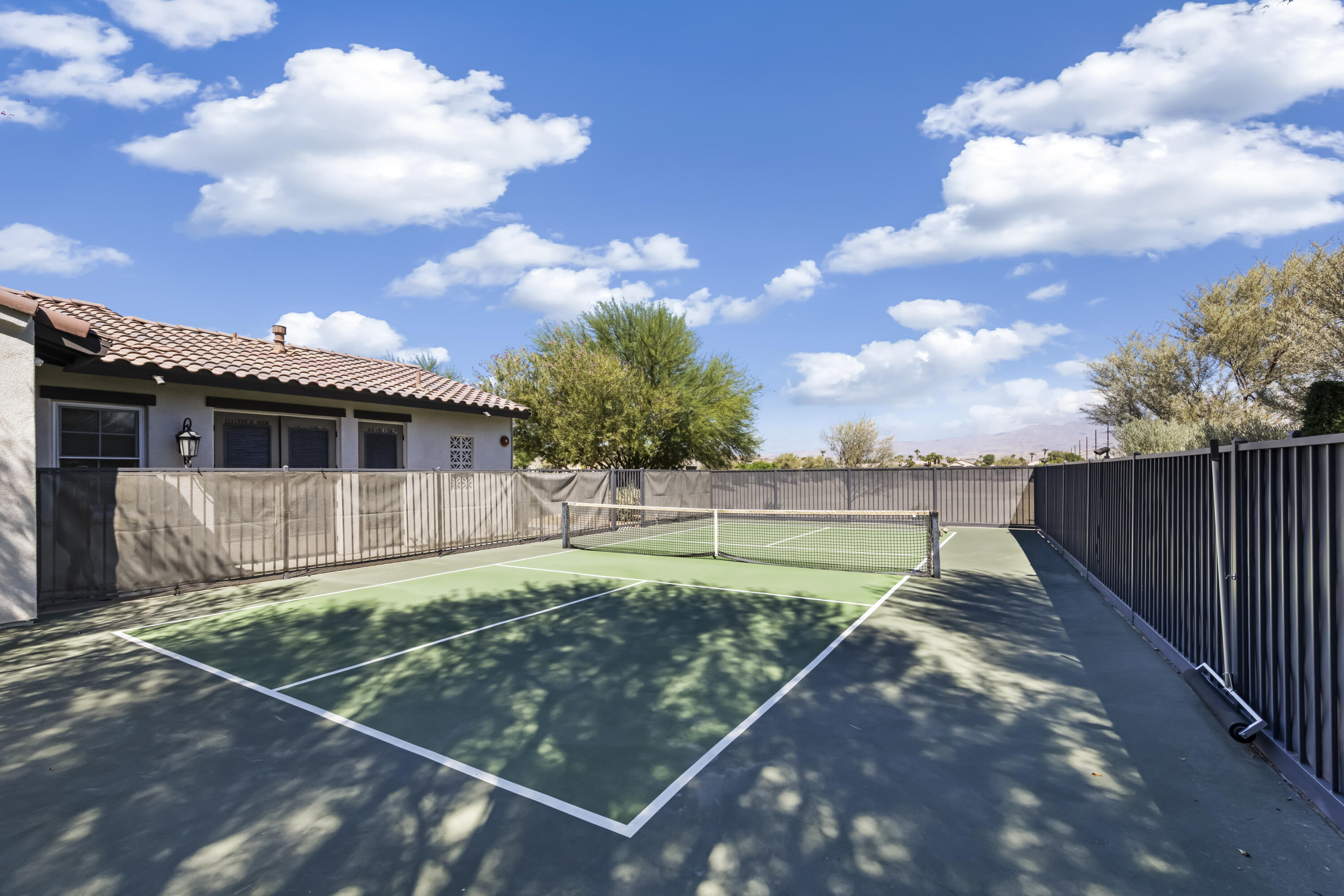 Palm Desert, California, 92211, United States, 3 Bedrooms Bedrooms, ,4 BathroomsBathrooms,Residential,For Sale,1949853