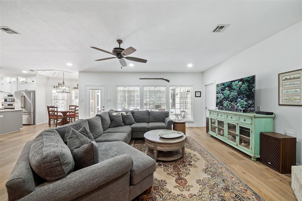 Magnolia, Texas, 77354, United States, 3 Bedrooms Bedrooms, ,4 BathroomsBathrooms,Residential,For Sale,1866628
