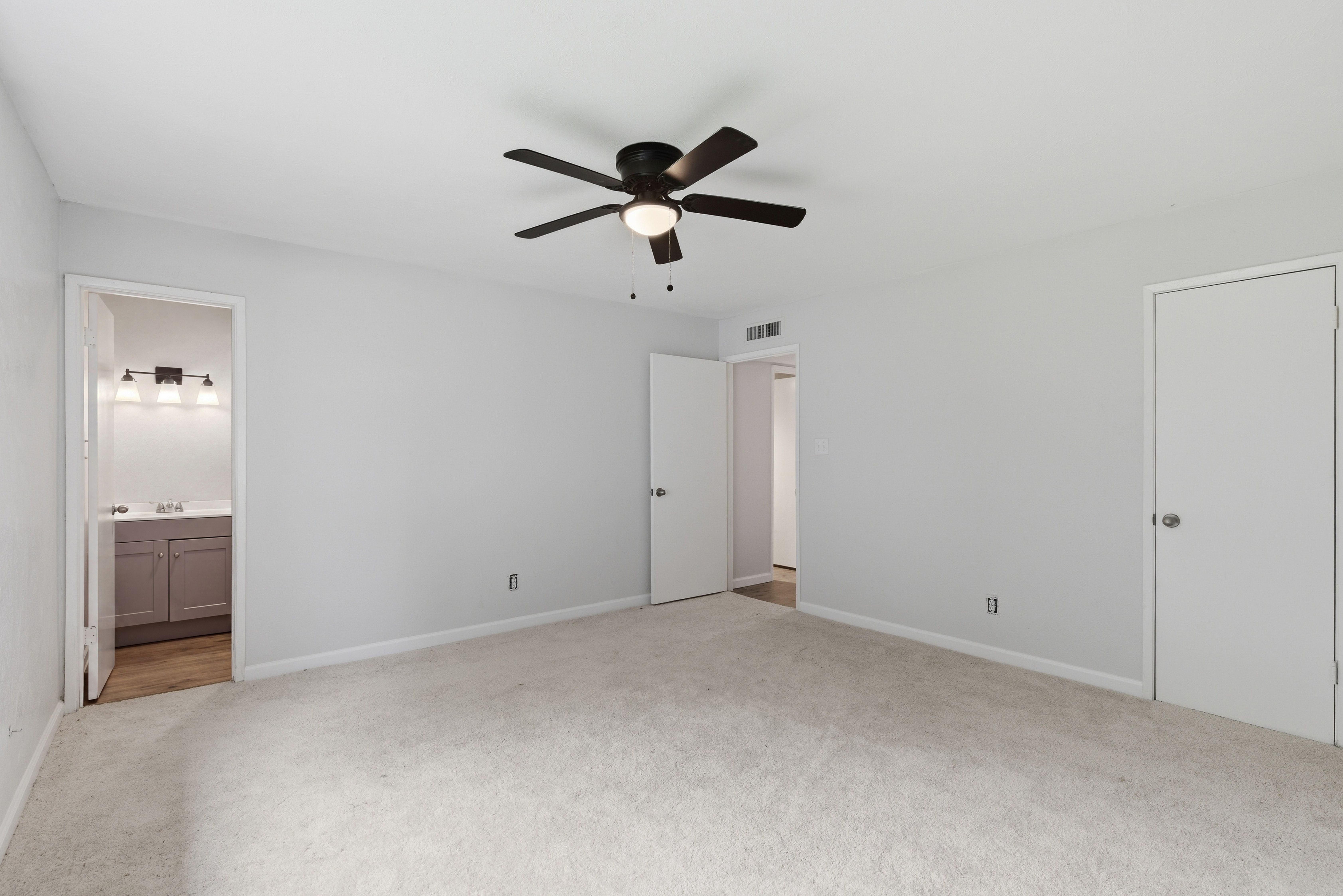  Fully Remodeled Turn-Key, Don