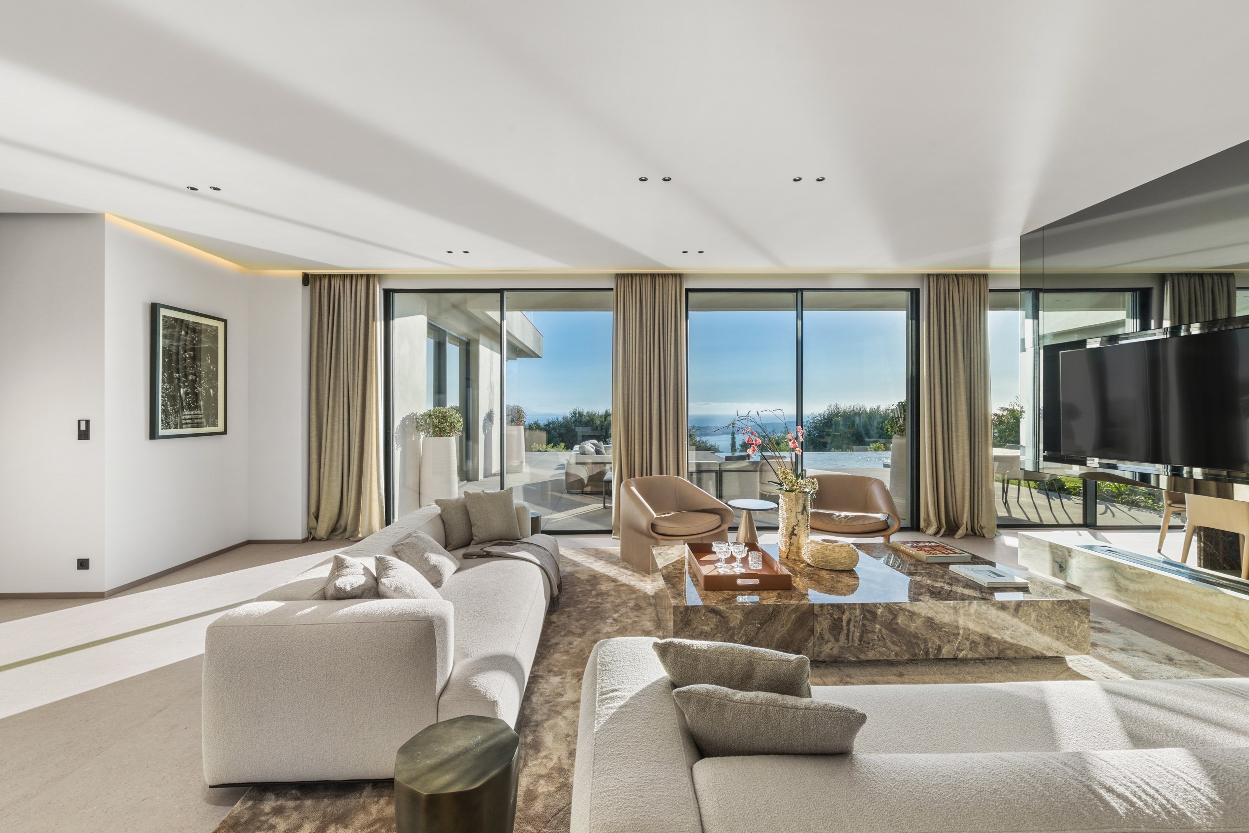  Super Cannes Vallauris, new 498 sqm villa with five suites and sea views - 物件實景