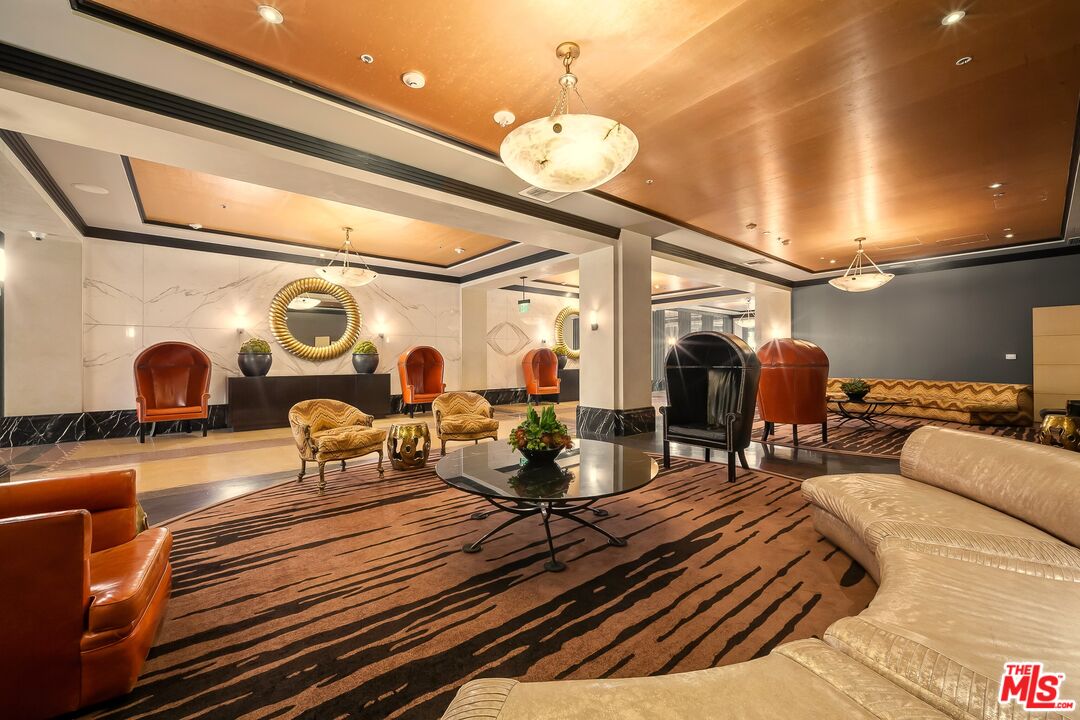 Los Angeles, California, 90014, United States, 1 Bedroom Bedrooms, ,1 BathroomBathrooms,Residential,For Sale,1777203