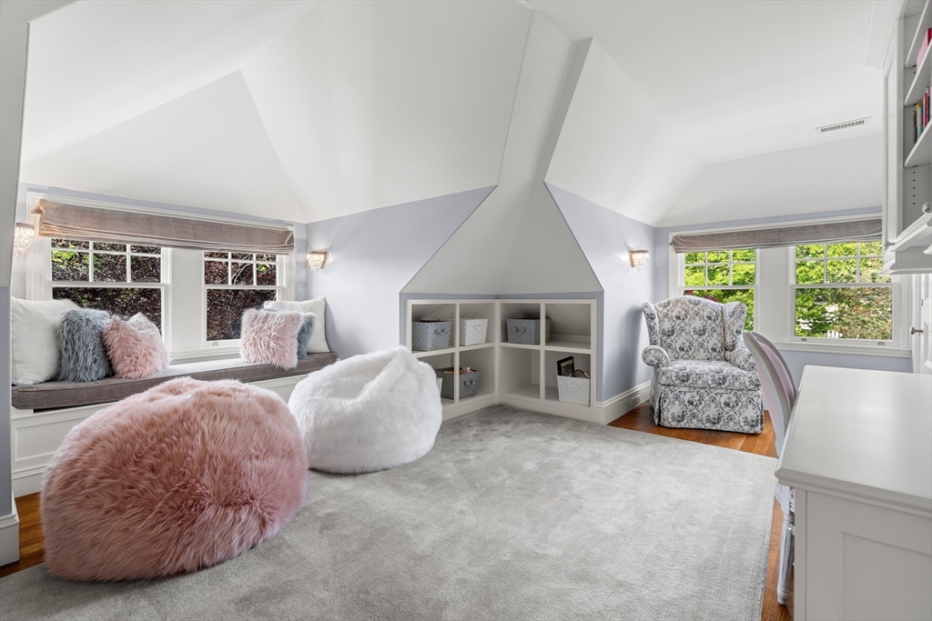 Manchester, Massachusetts, 01944, United States, 7 Bedrooms Bedrooms, ,9 BathroomsBathrooms,Residential,For Sale,1856363