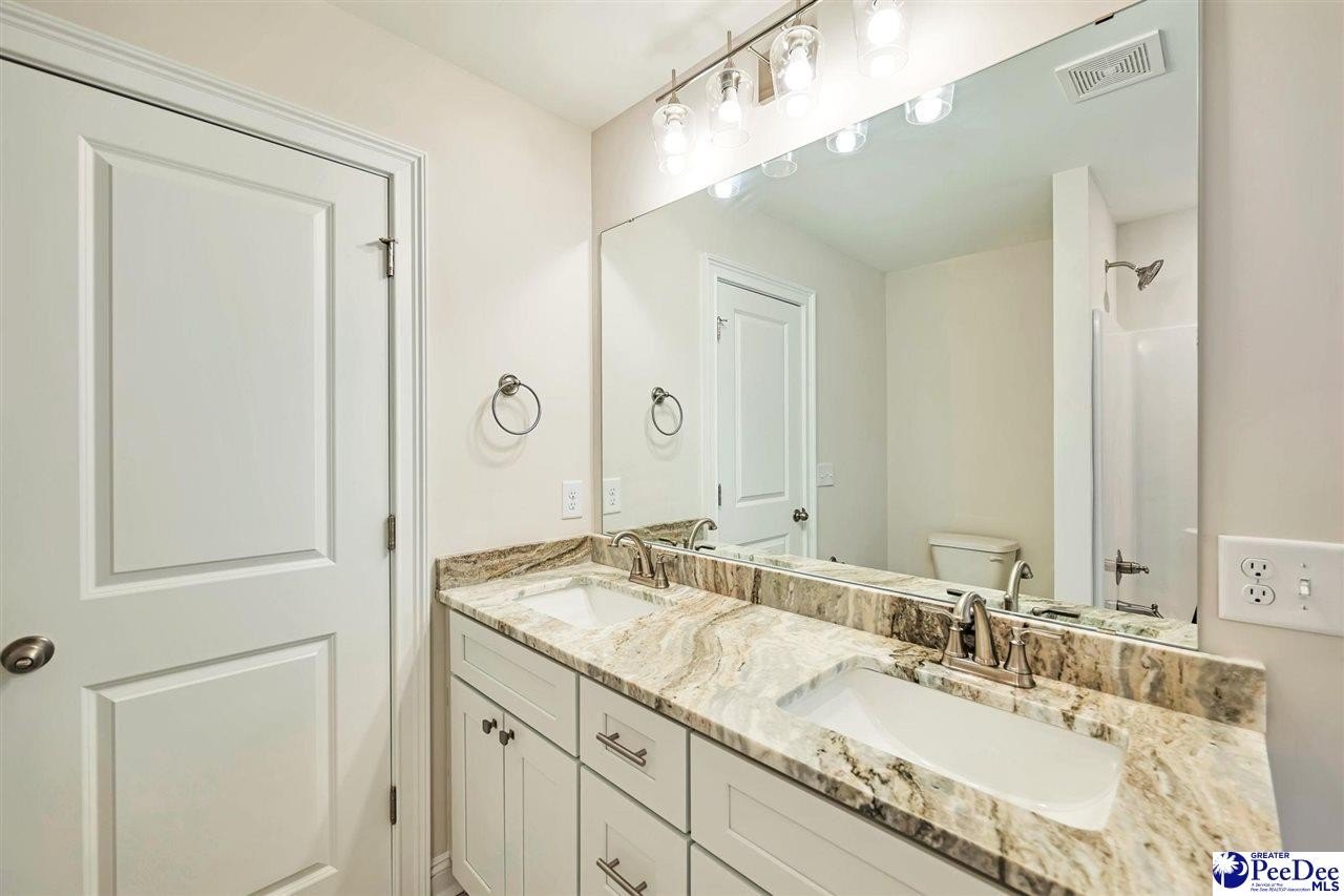 Florence, South Carolina, 29501, United States, 5 Bedrooms Bedrooms, ,5 BathroomsBathrooms,Residential,For Sale,1856314