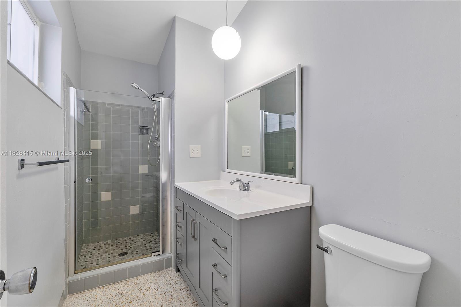 Miami, Florida, 33165, United States, 3 Bedrooms Bedrooms, ,2 BathroomsBathrooms,Residential,For Sale,1882304