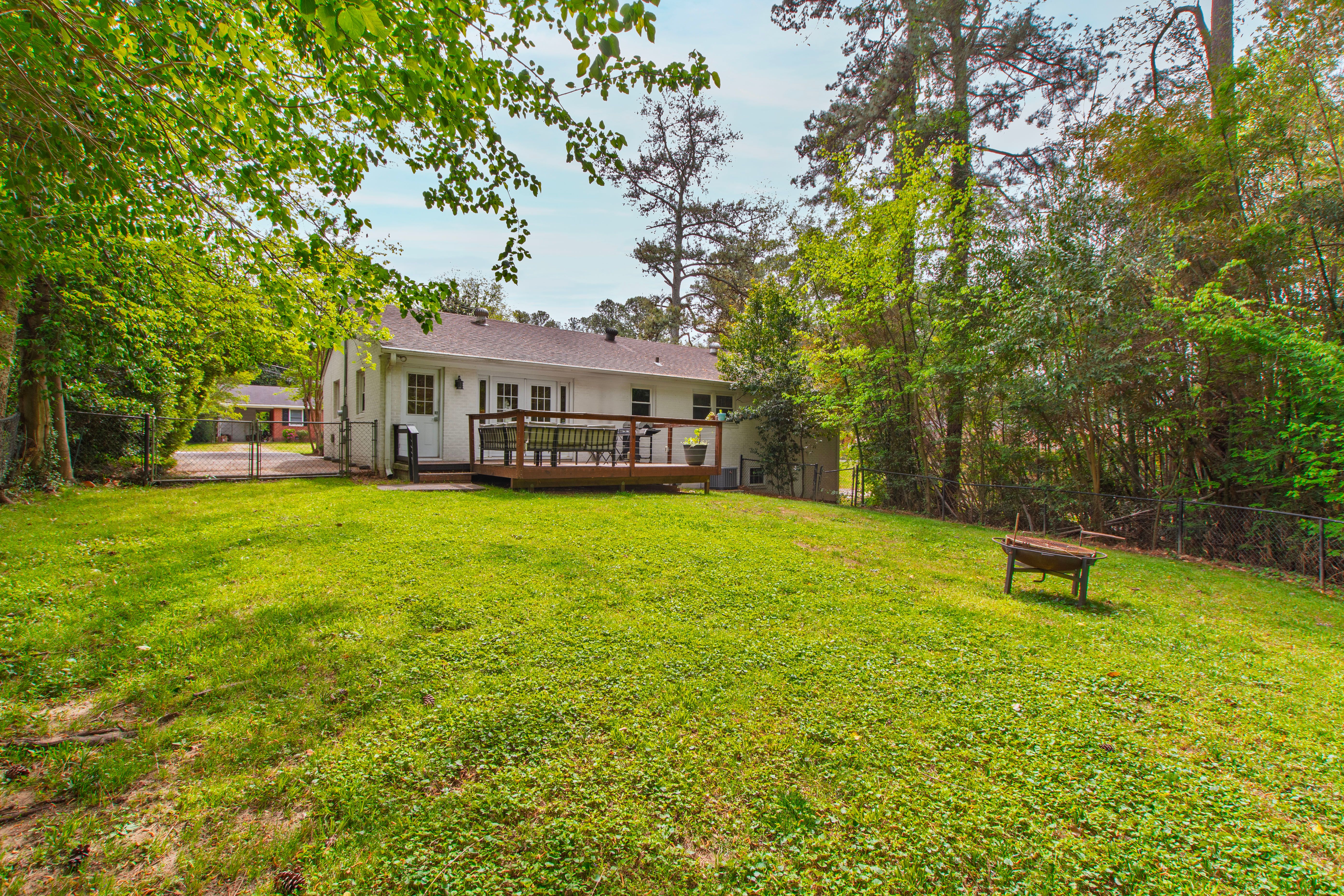  705 Chatham Lane, Raleigh, NC 27610 - 物件實景