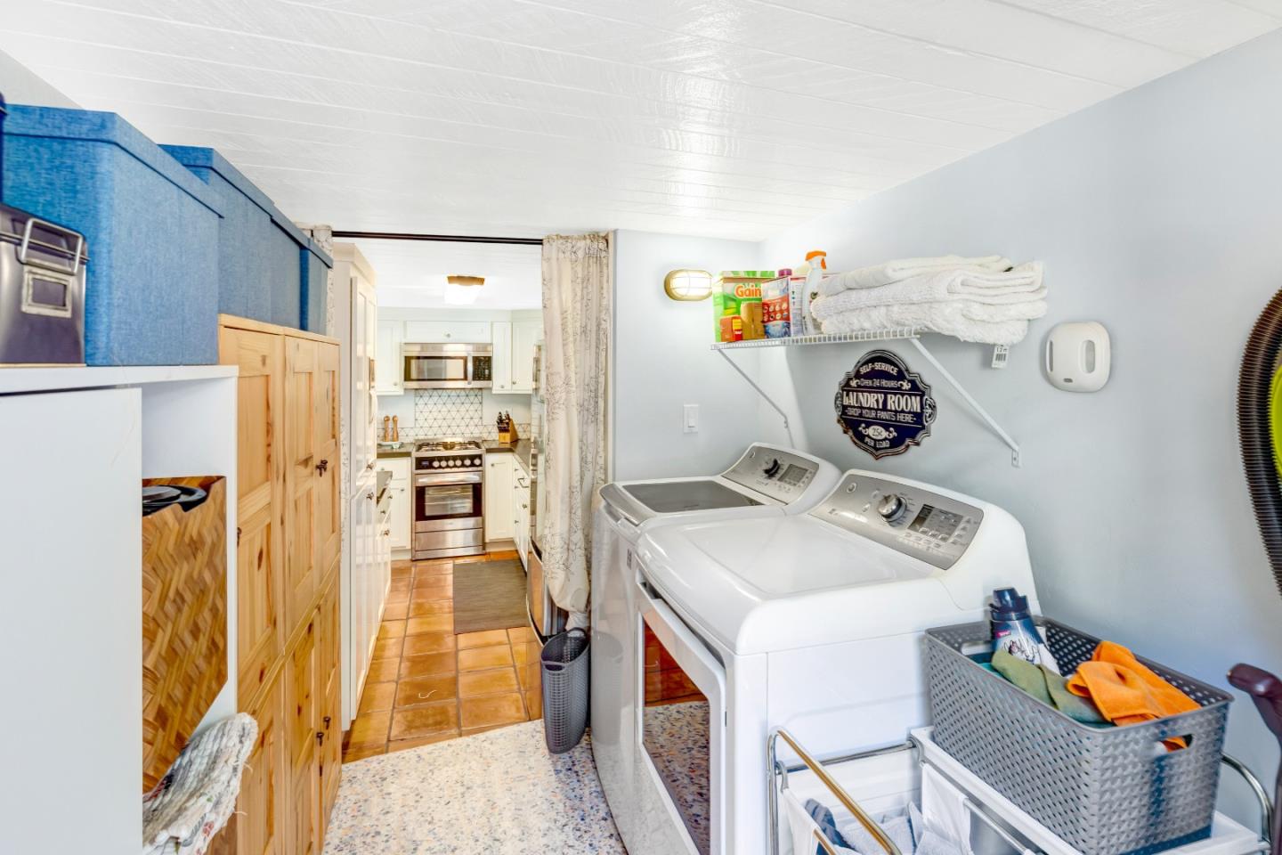 Pacific Grove, California, 93950, United States, 3 Bedrooms Bedrooms, ,2 BathroomsBathrooms,Residential,For Sale,1999669