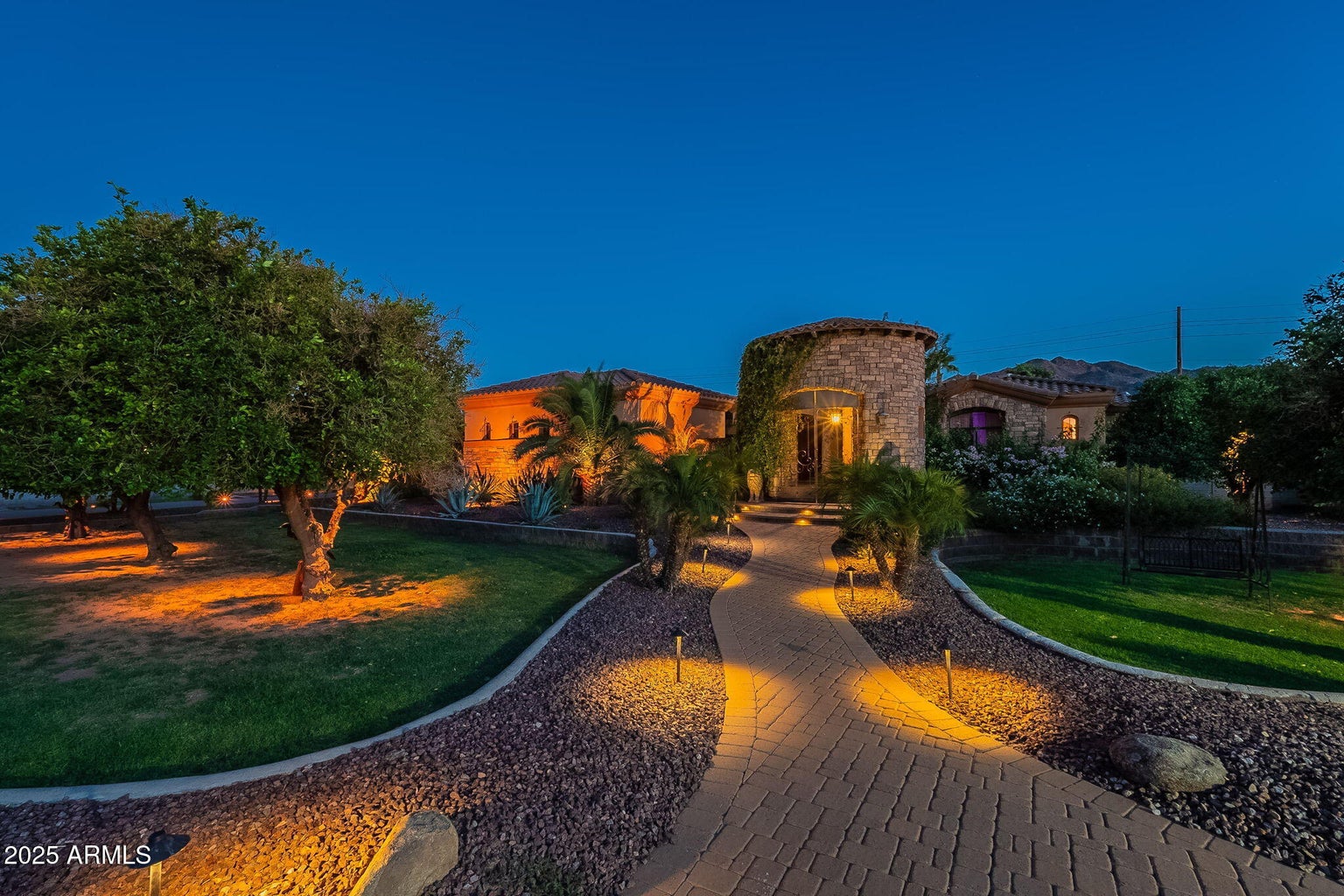 Queen Creek, Arizona, 85142, United States, 4 Bedrooms Bedrooms, ,5 BathroomsBathrooms,Residential,For Sale,1984232