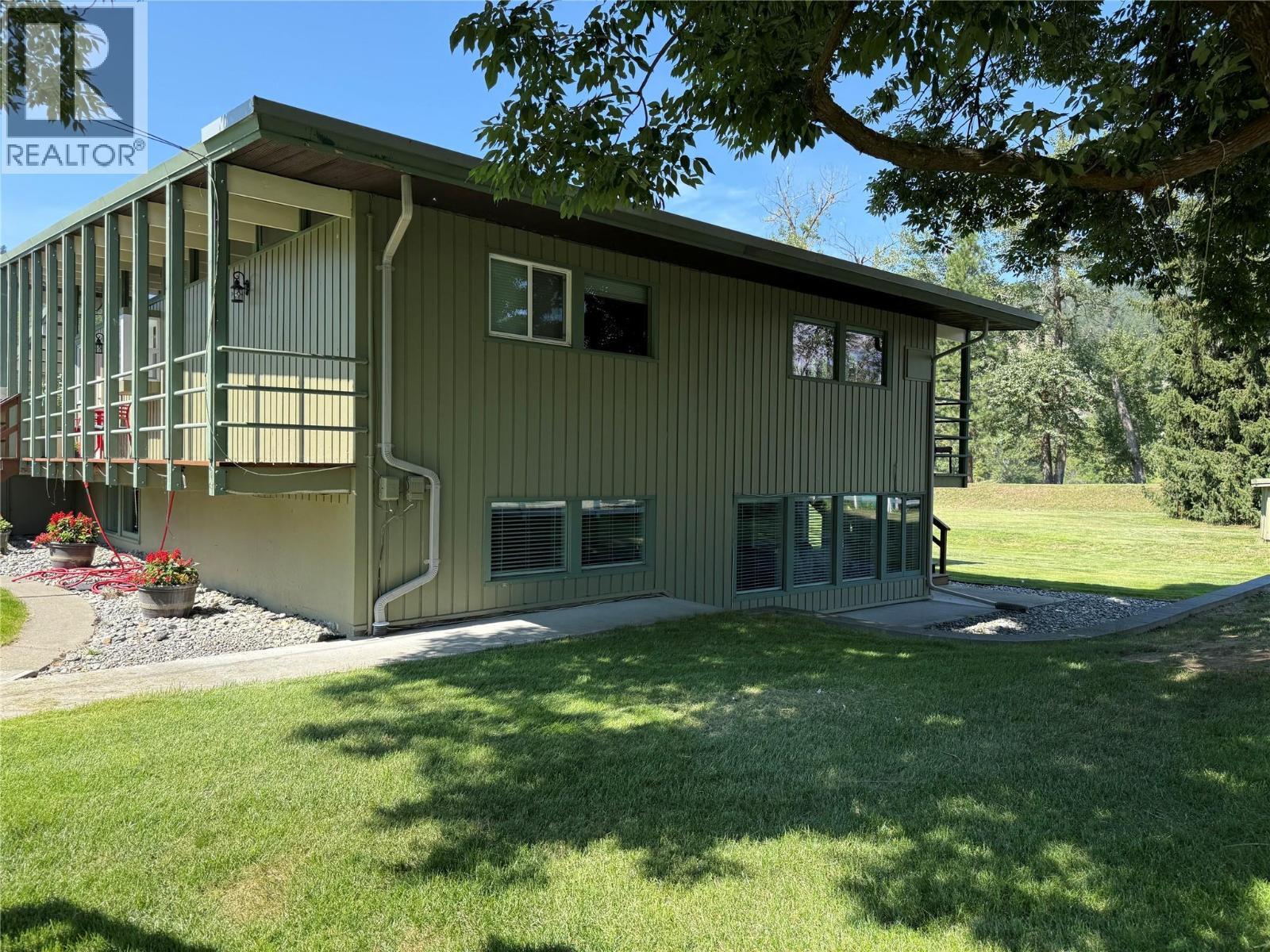 KAMLOOPS, British Columbia, V2H 1M4, CA, 5 Bedrooms Bedrooms, ,2 BathroomsBathrooms,Residential,For Sale,1912088